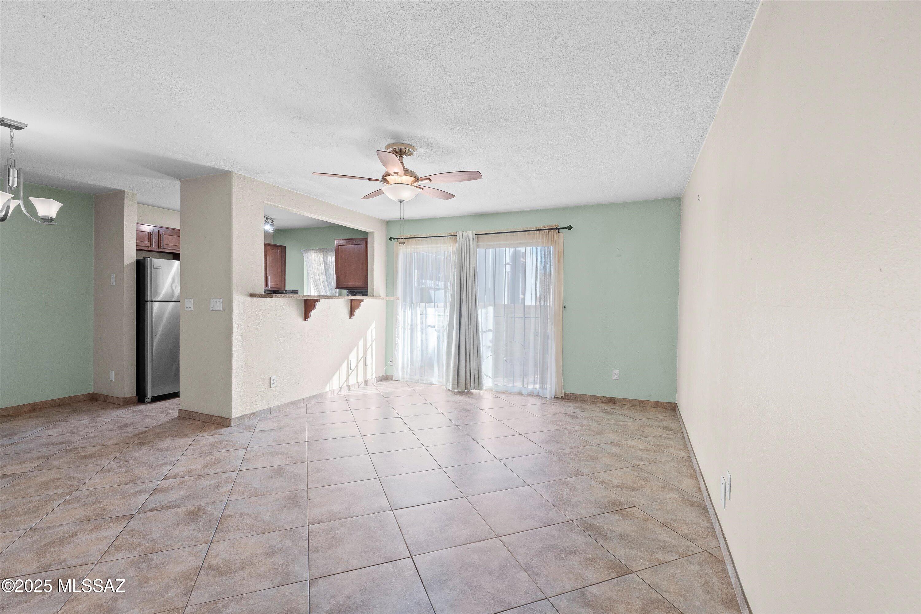 808 S Langley Avenue Unit: 105