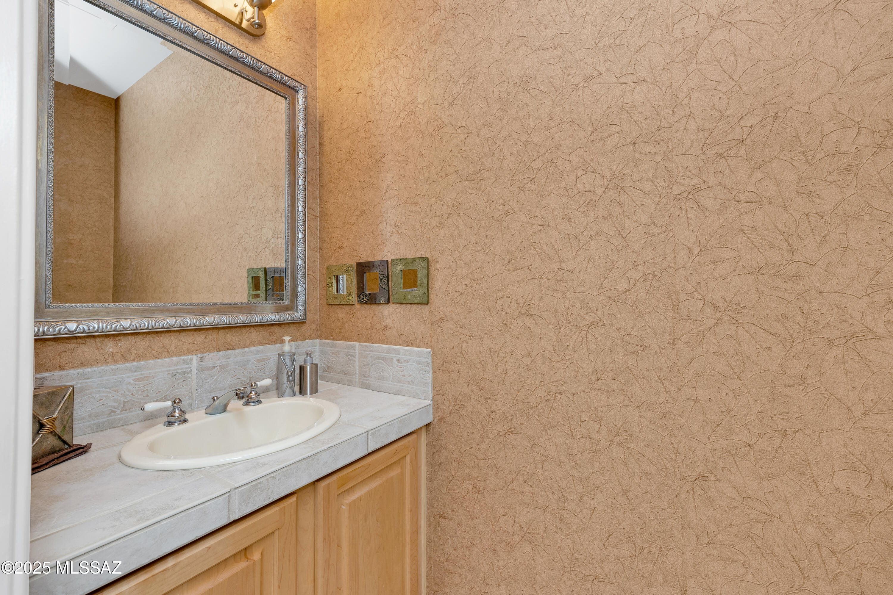 62239 E Iron Crest Drive