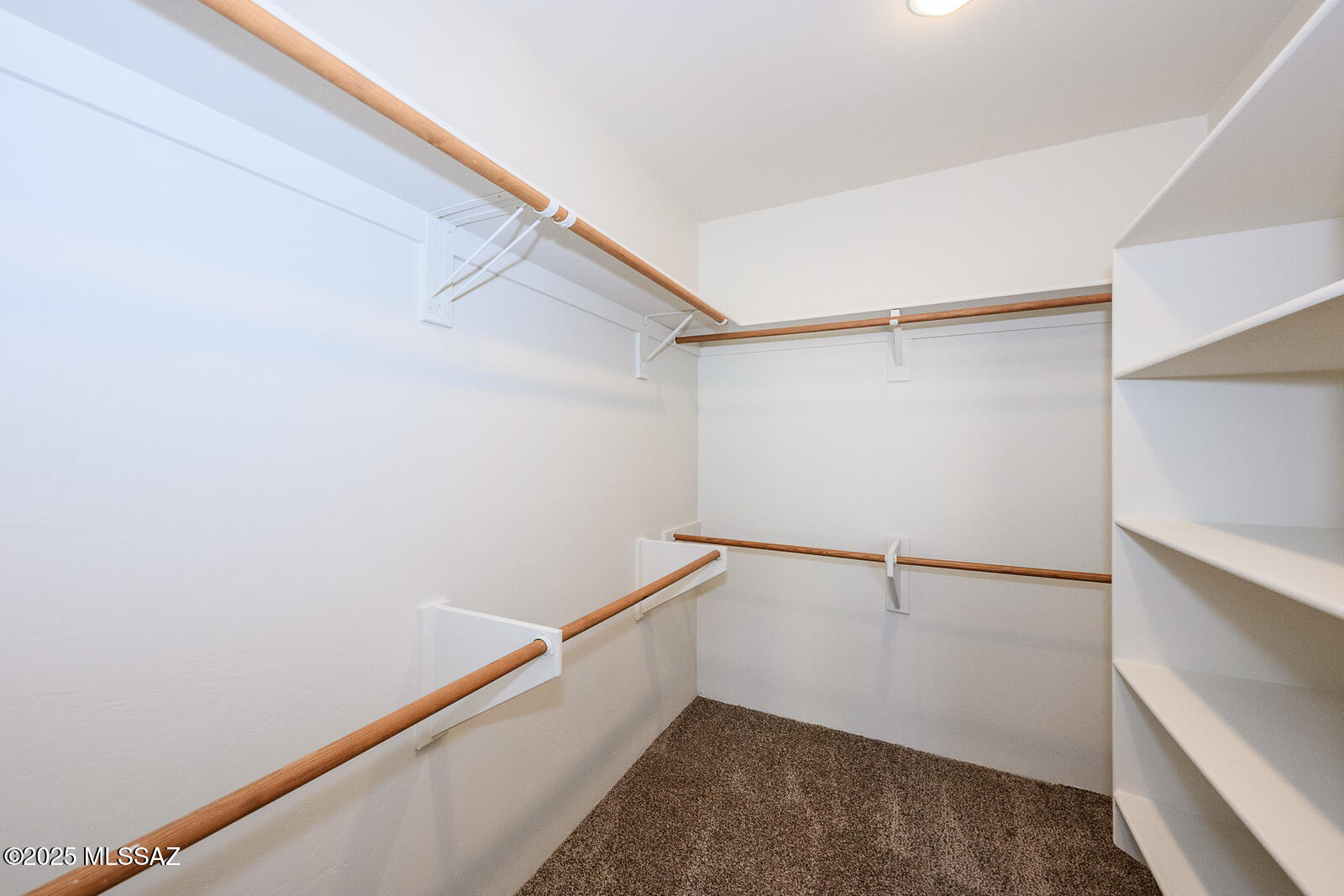 483 N Brook Park Drive