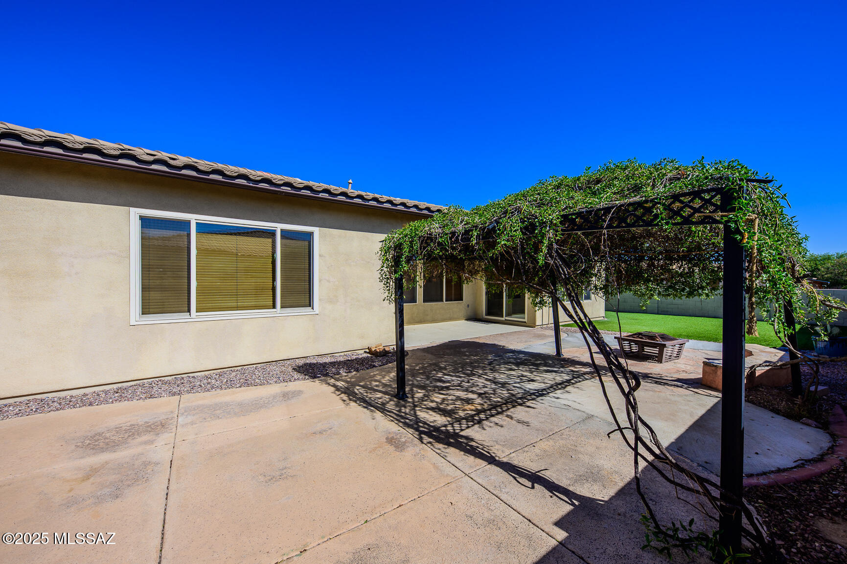 70 E Camino Tierra Montana