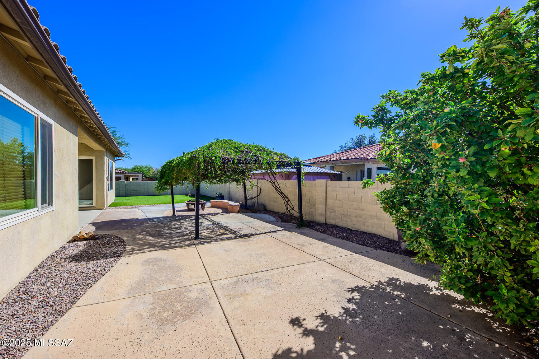 70 E Camino Tierra Montana