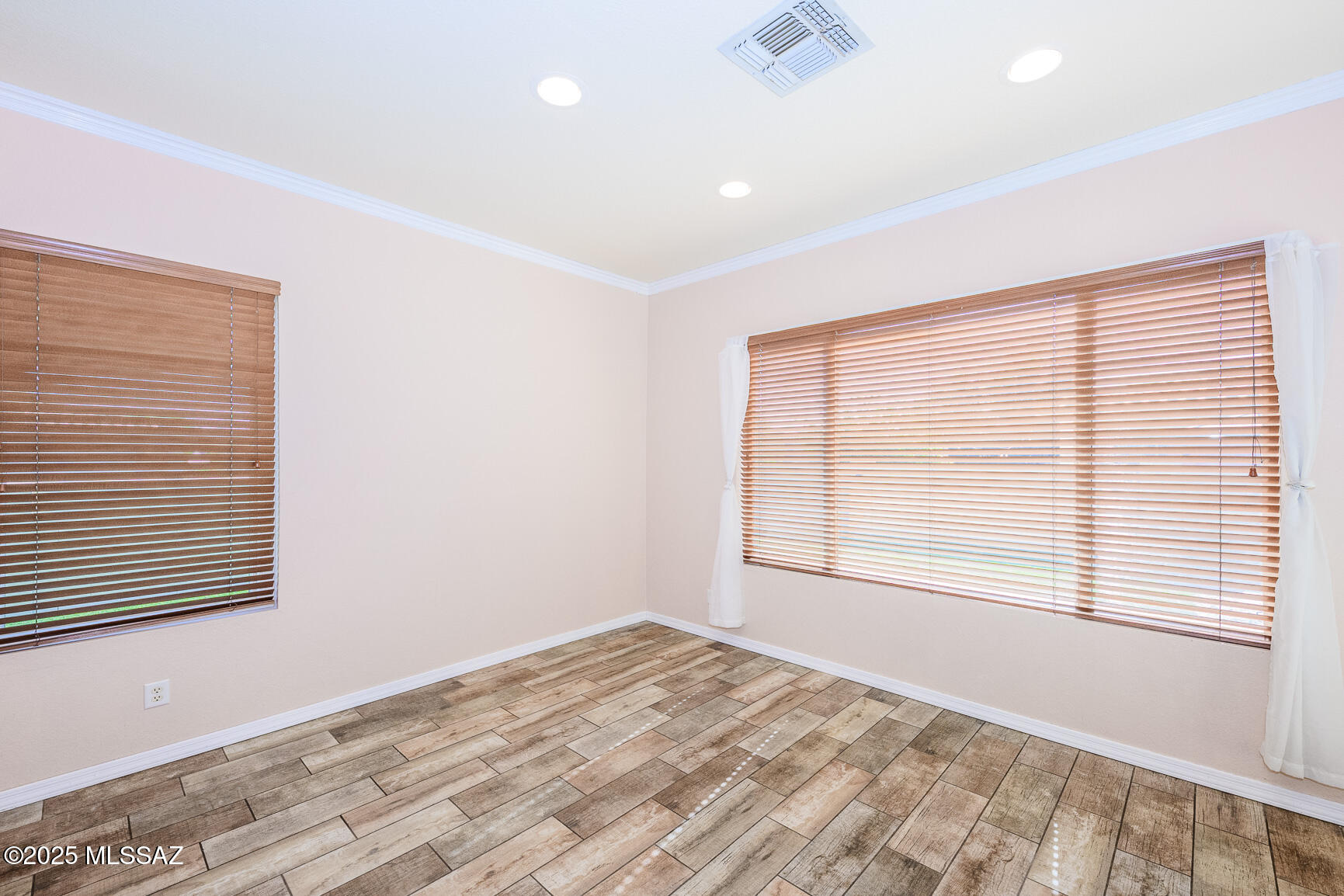 70 E Camino Tierra Montana