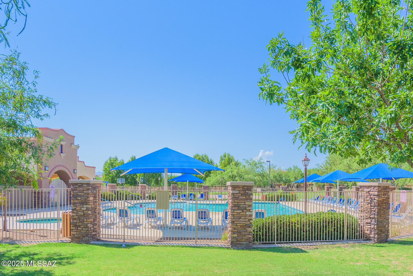 70 E Camino Tierra Montana