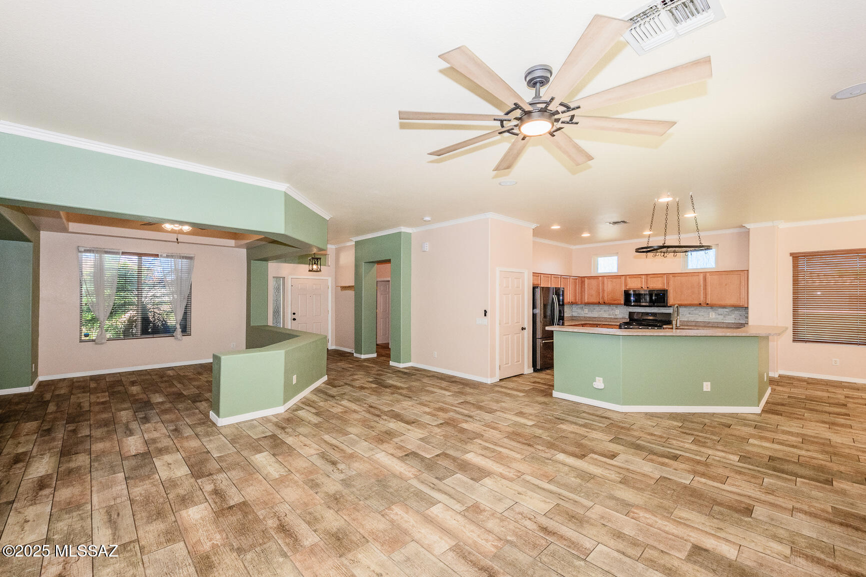 70 E Camino Tierra Montana