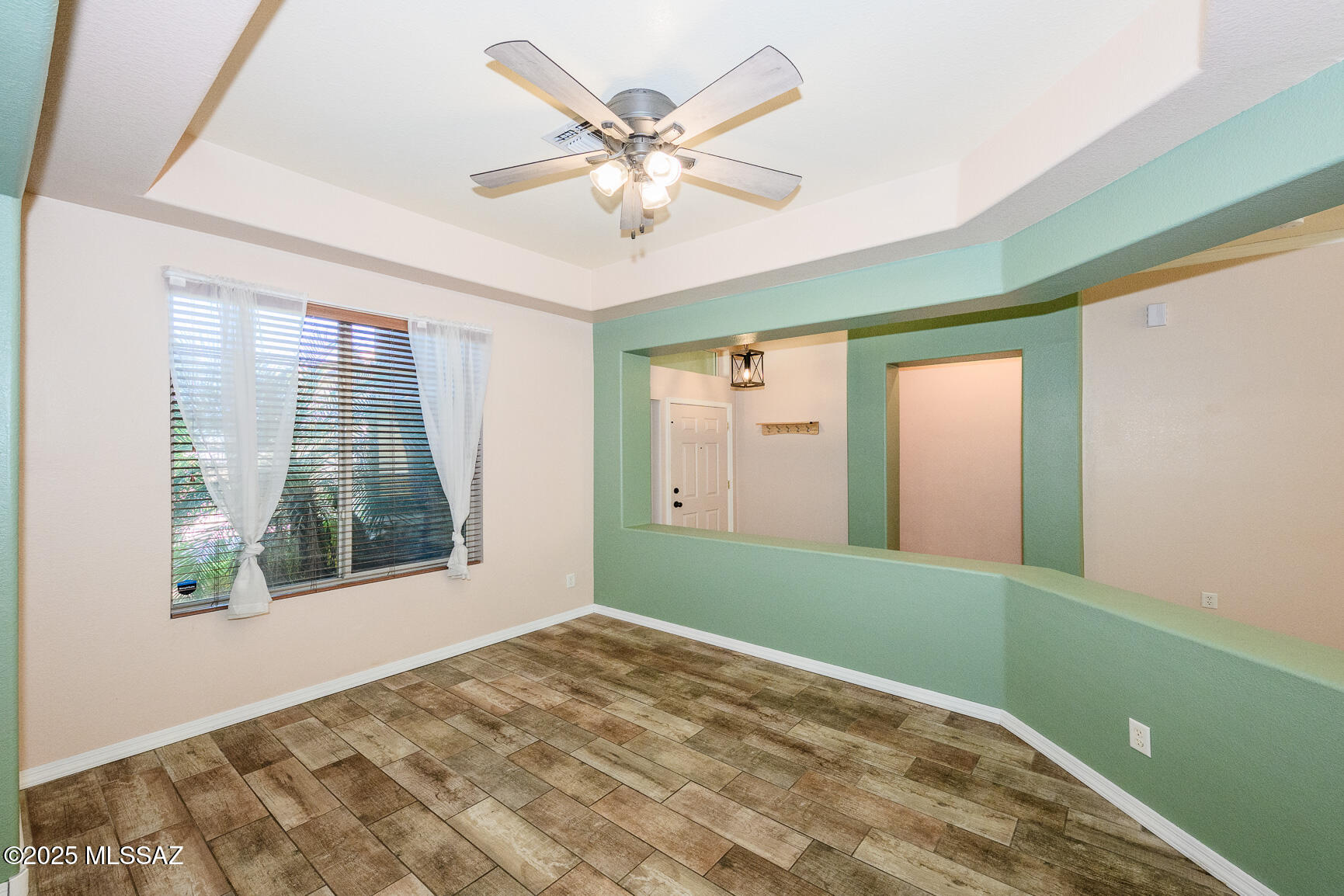 70 E Camino Tierra Montana