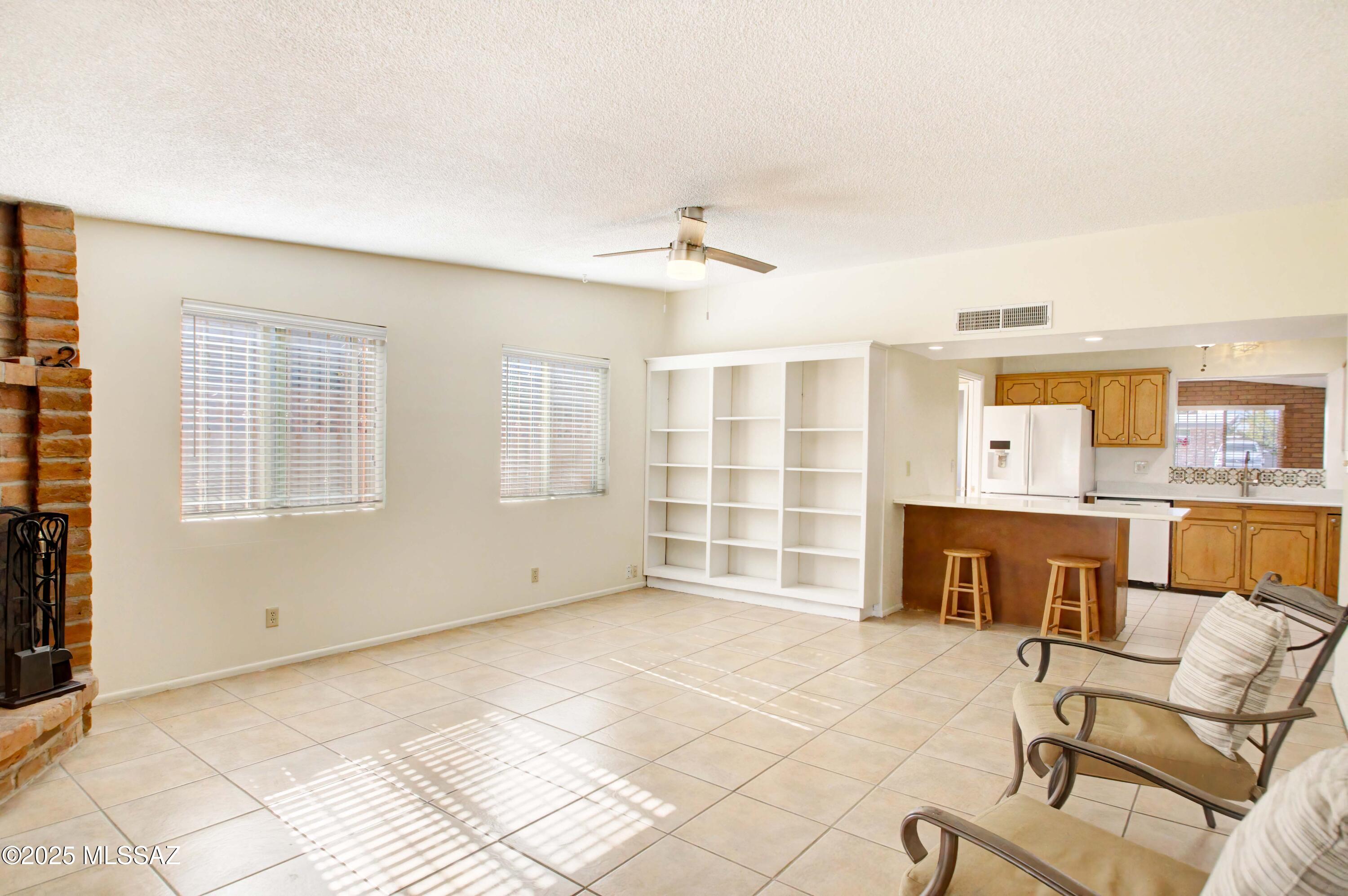 2219 S Pebble Beach Avenue