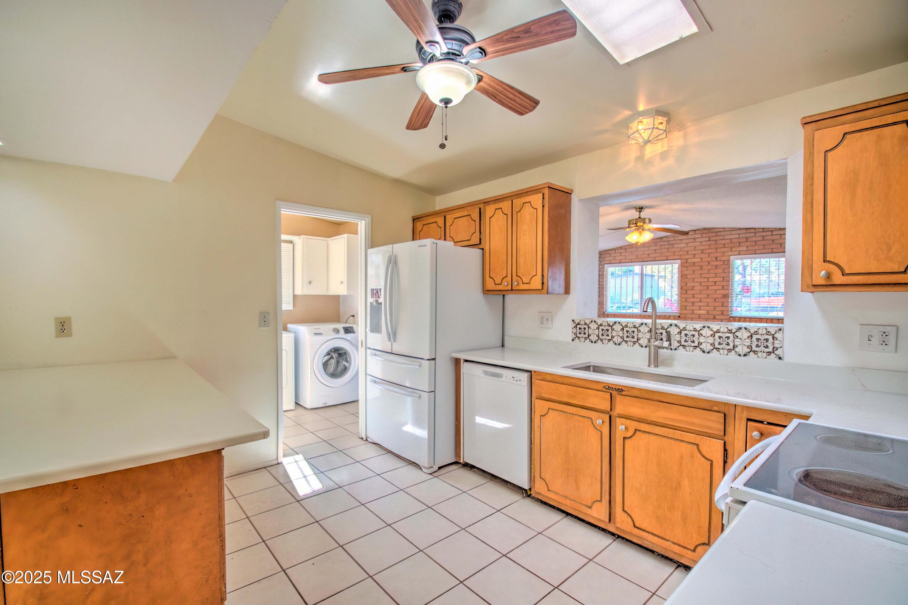 2219 S Pebble Beach Avenue