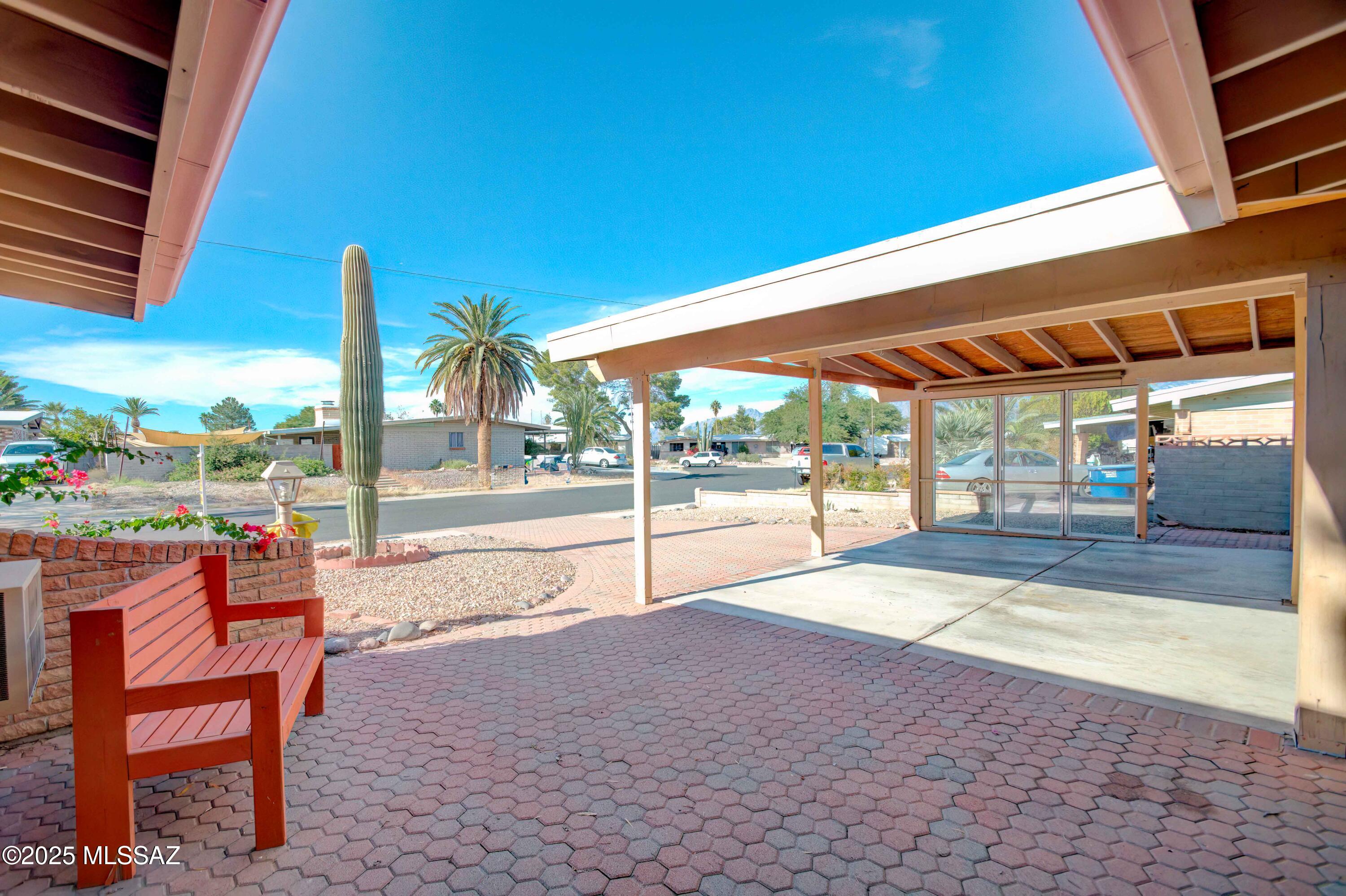 2219 S Pebble Beach Avenue