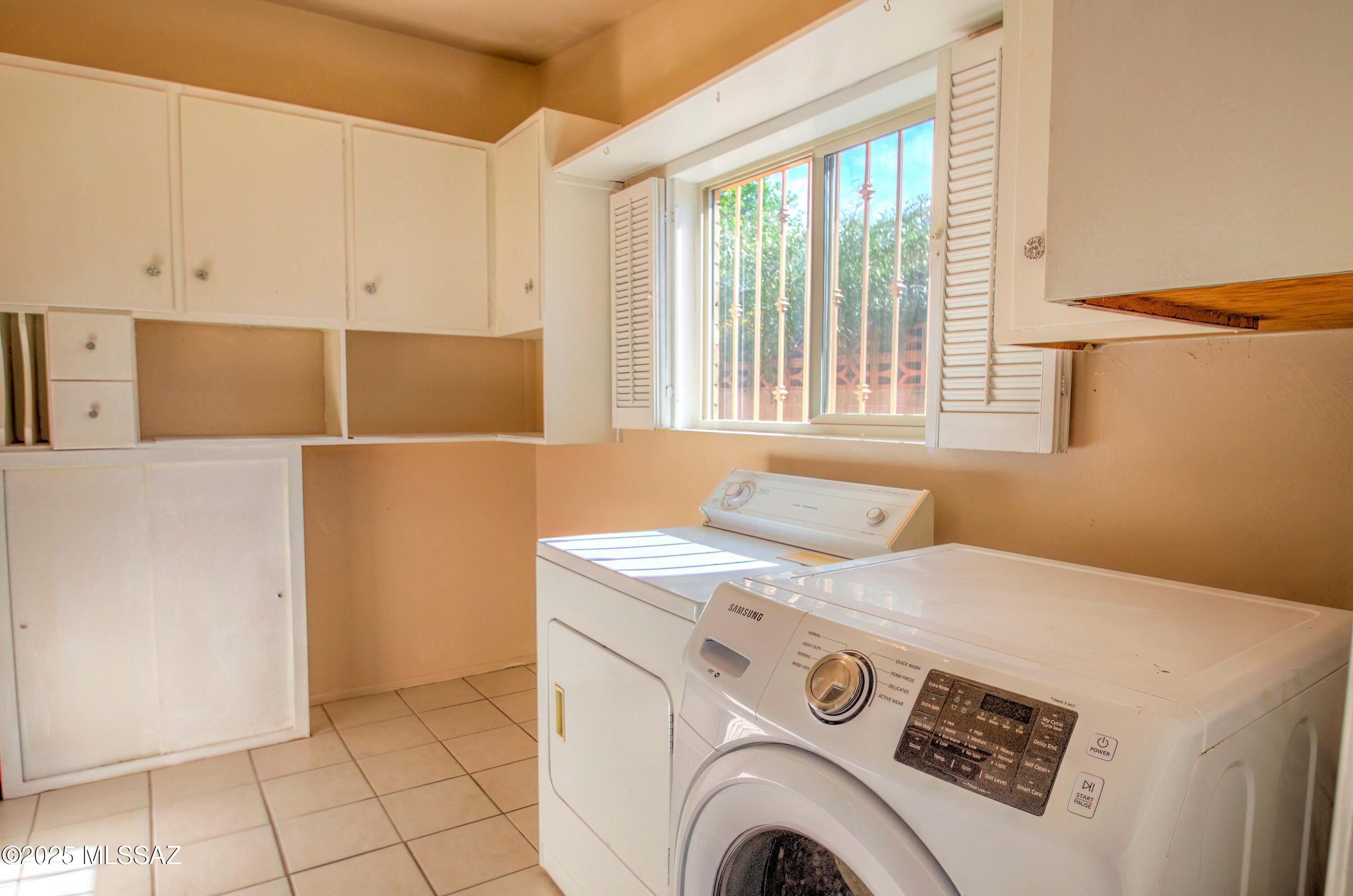 2219 S Pebble Beach Avenue