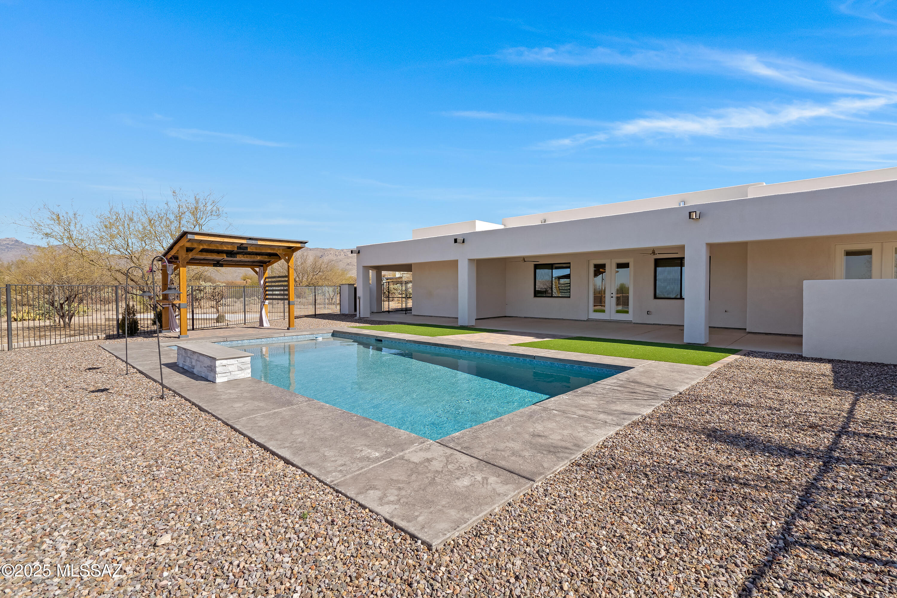 2891 N Wentworth Road