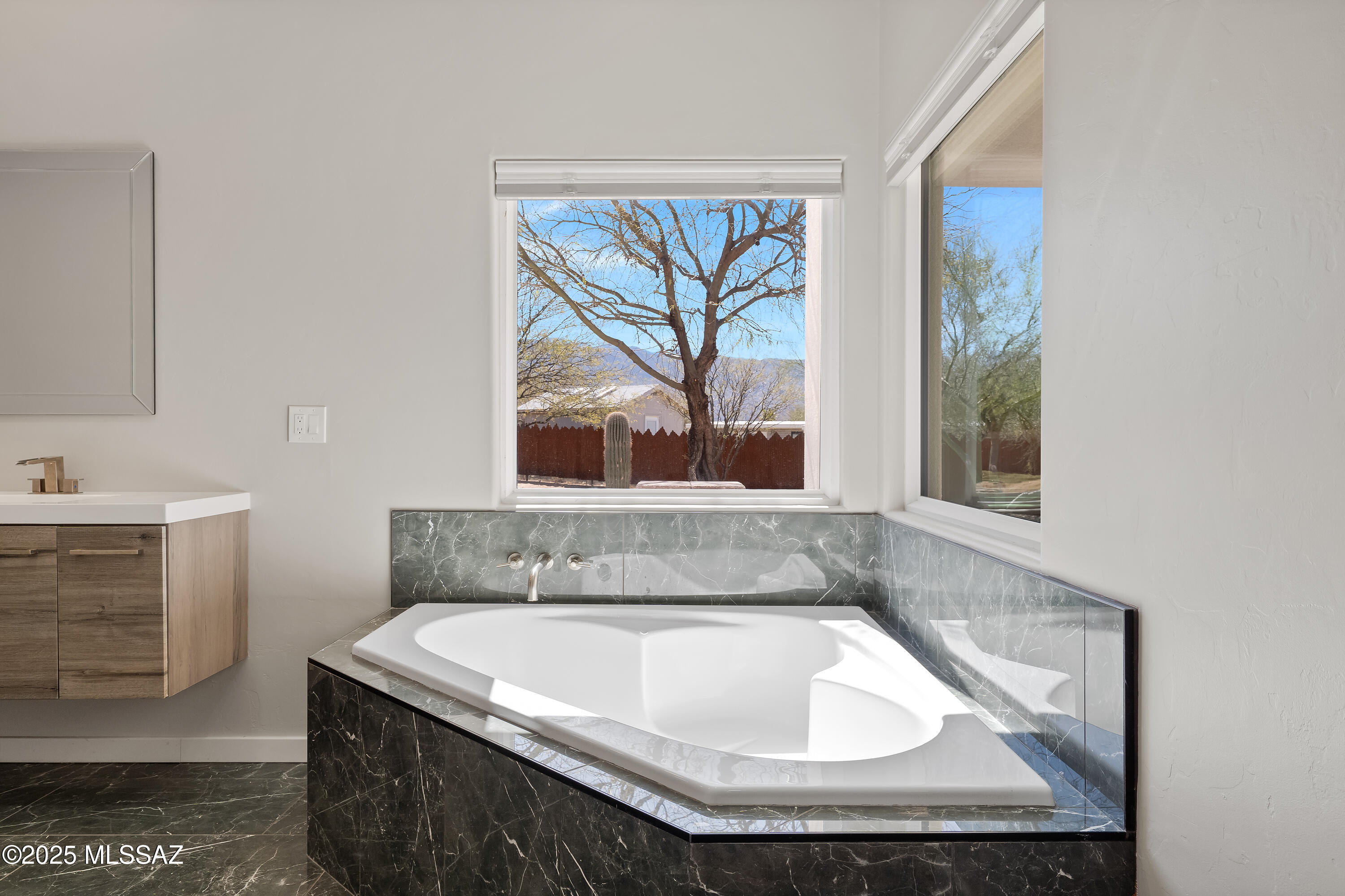 2891 N Wentworth Road