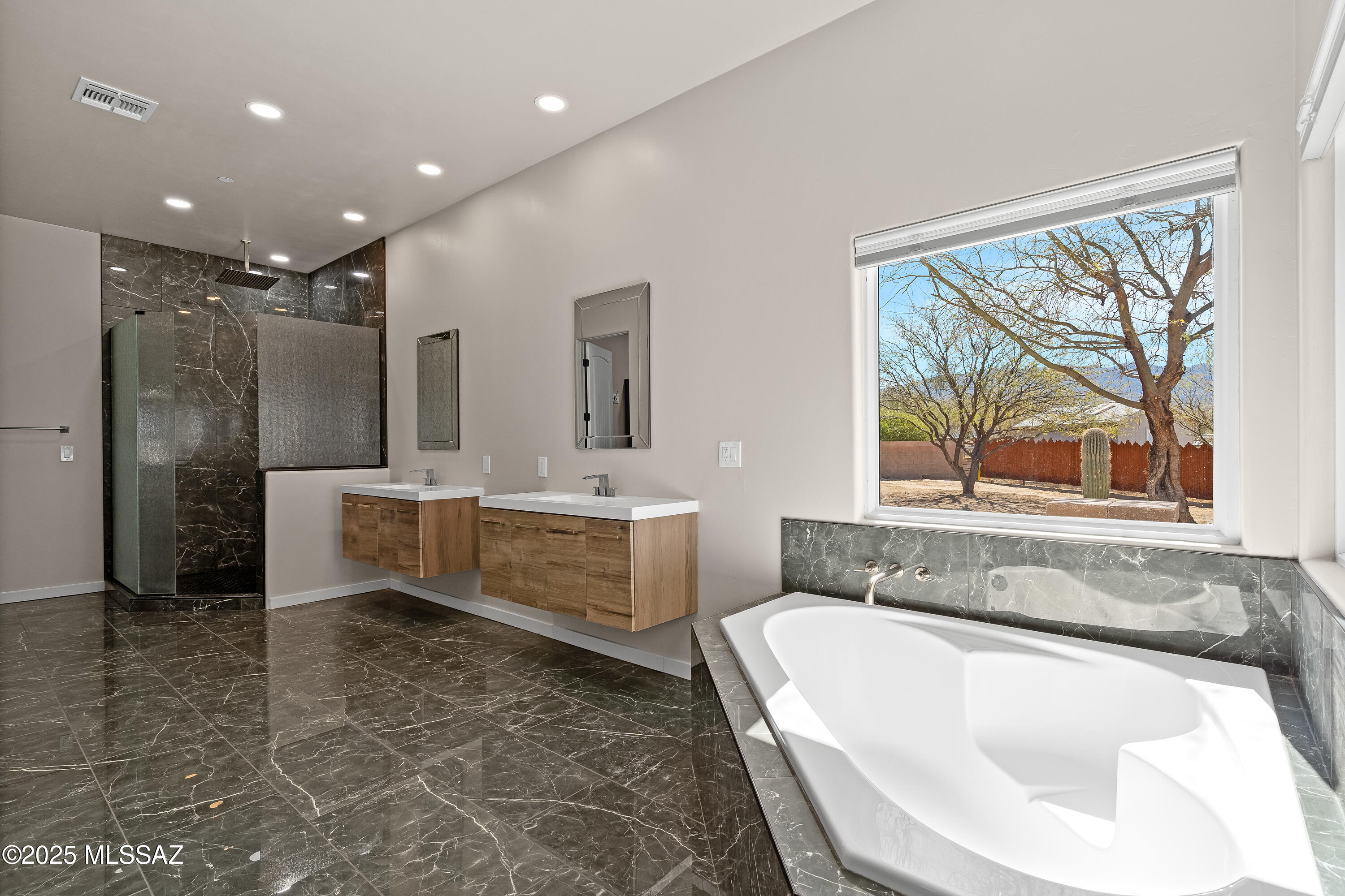 2891 N Wentworth Road