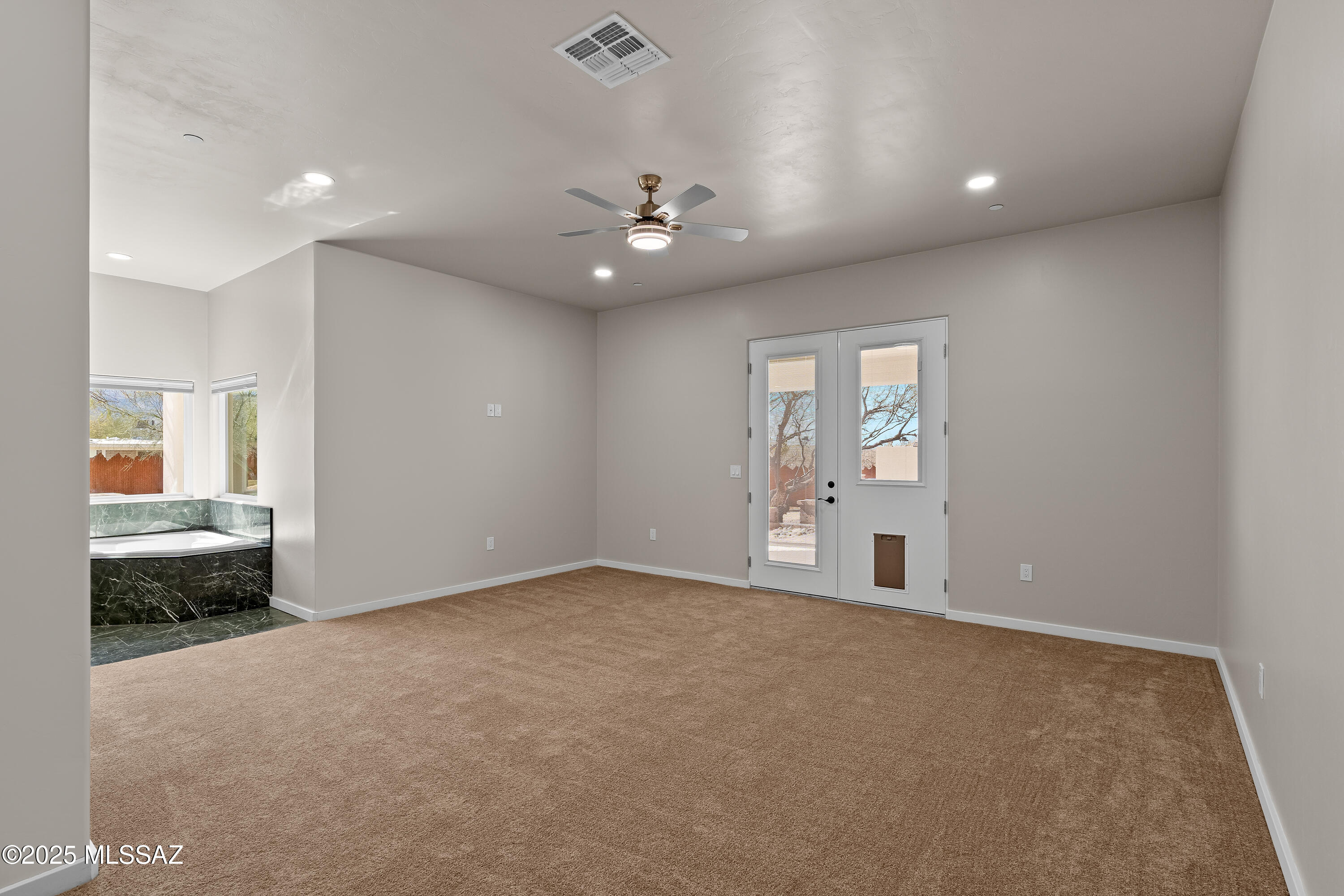 2891 N Wentworth Road