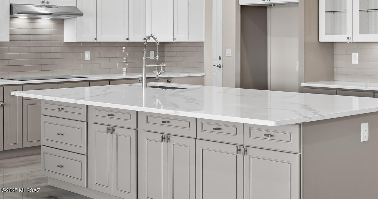 2891 N Wentworth Road