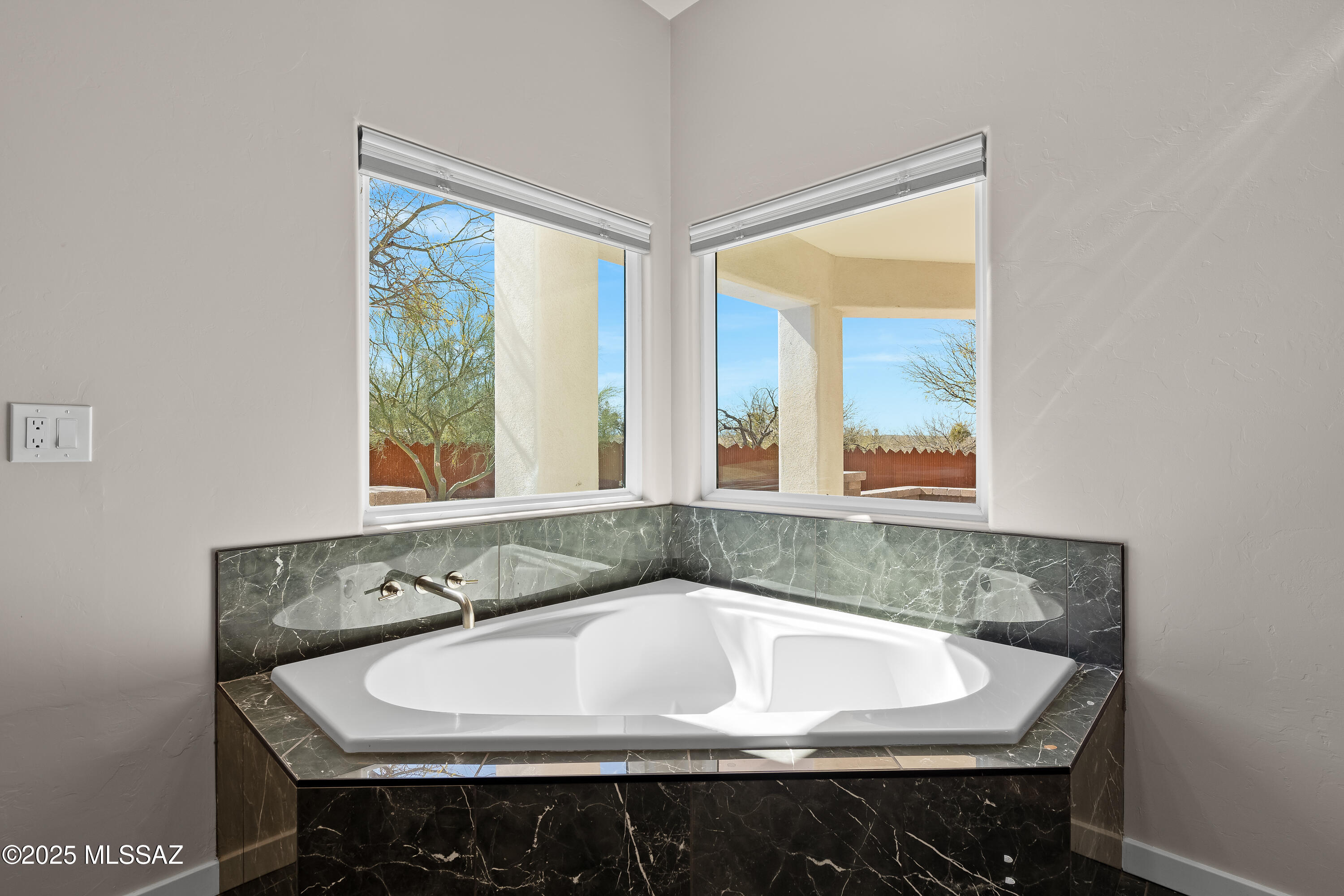 2891 N Wentworth Road