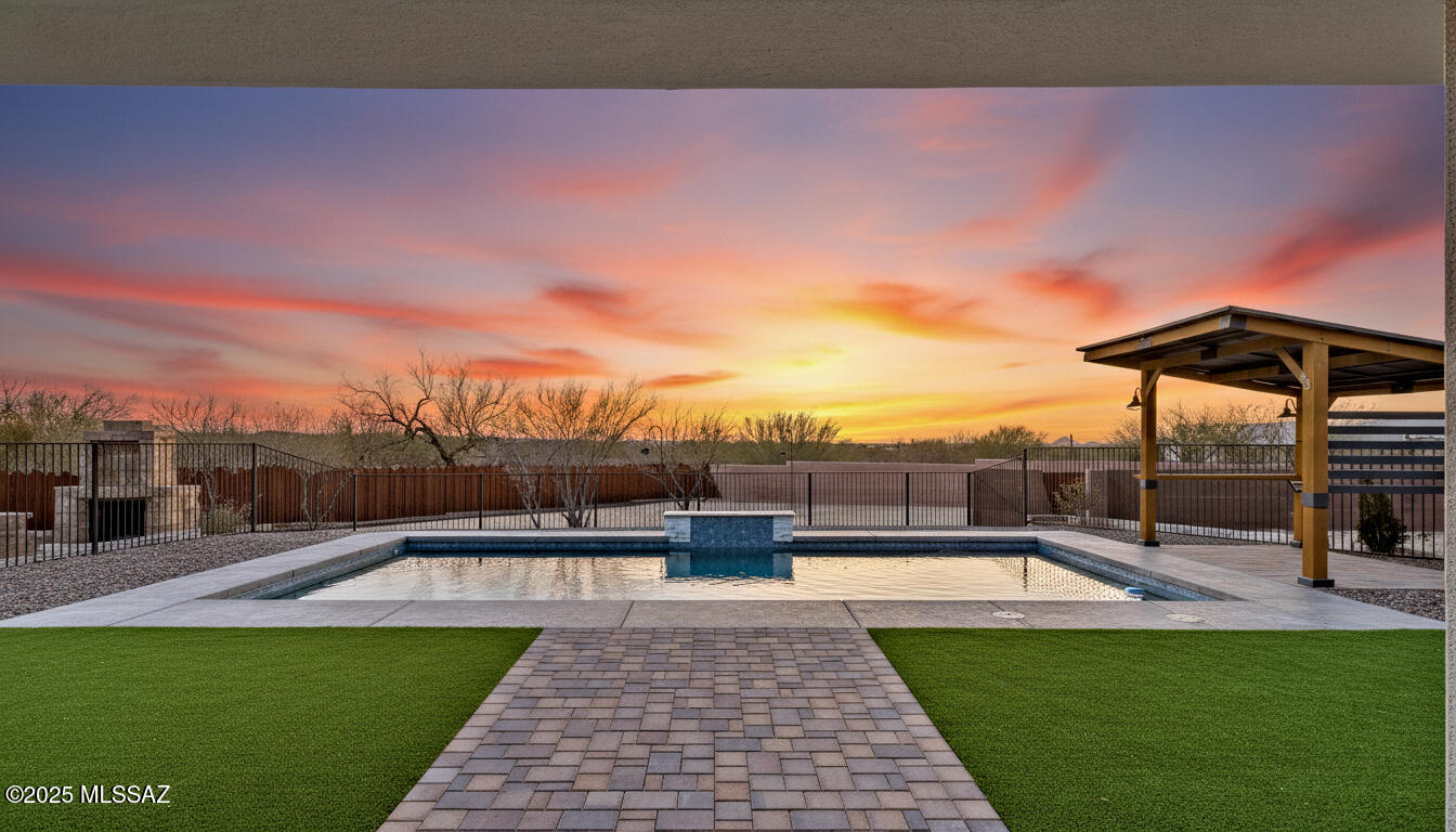 2891 N Wentworth Road