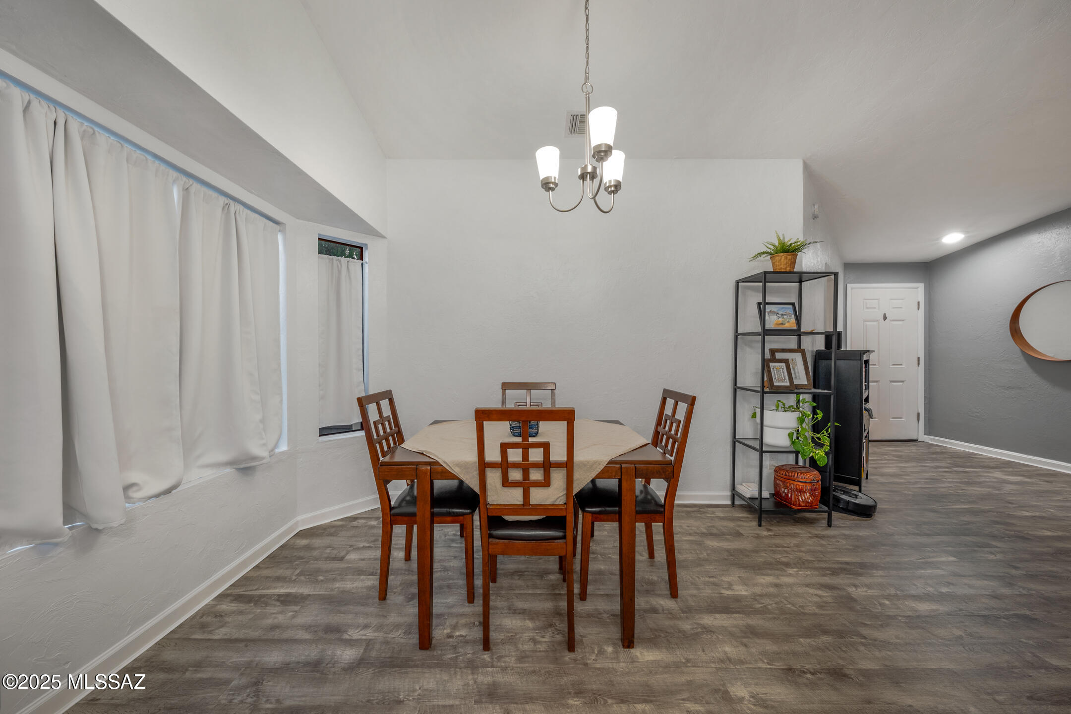 2625 W Flamebrook Road