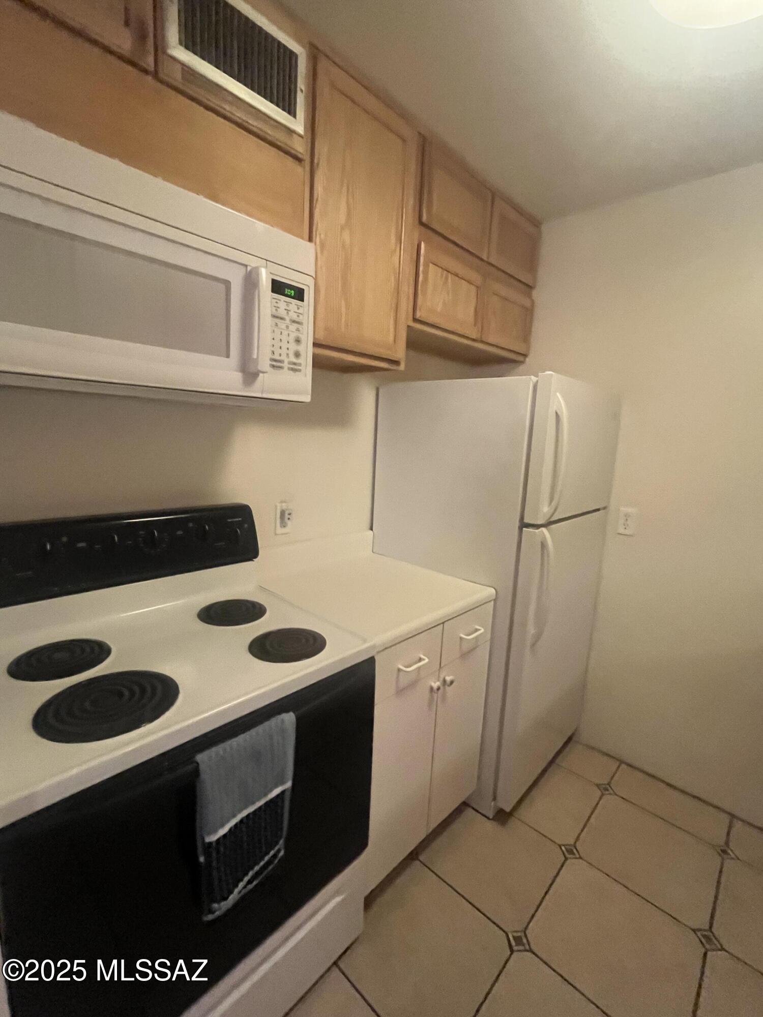 840 S Langley Avenue