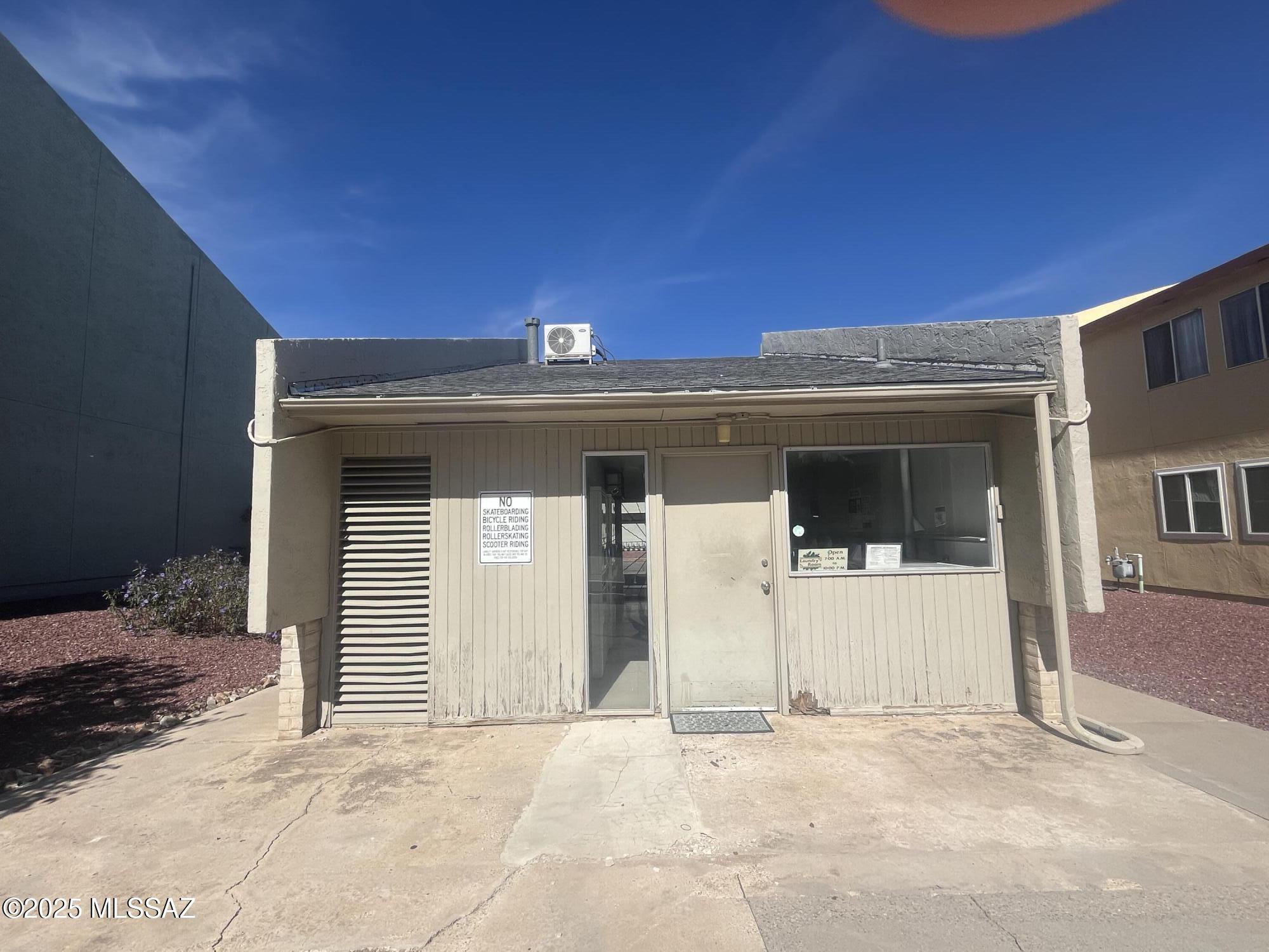 840 S Langley Avenue