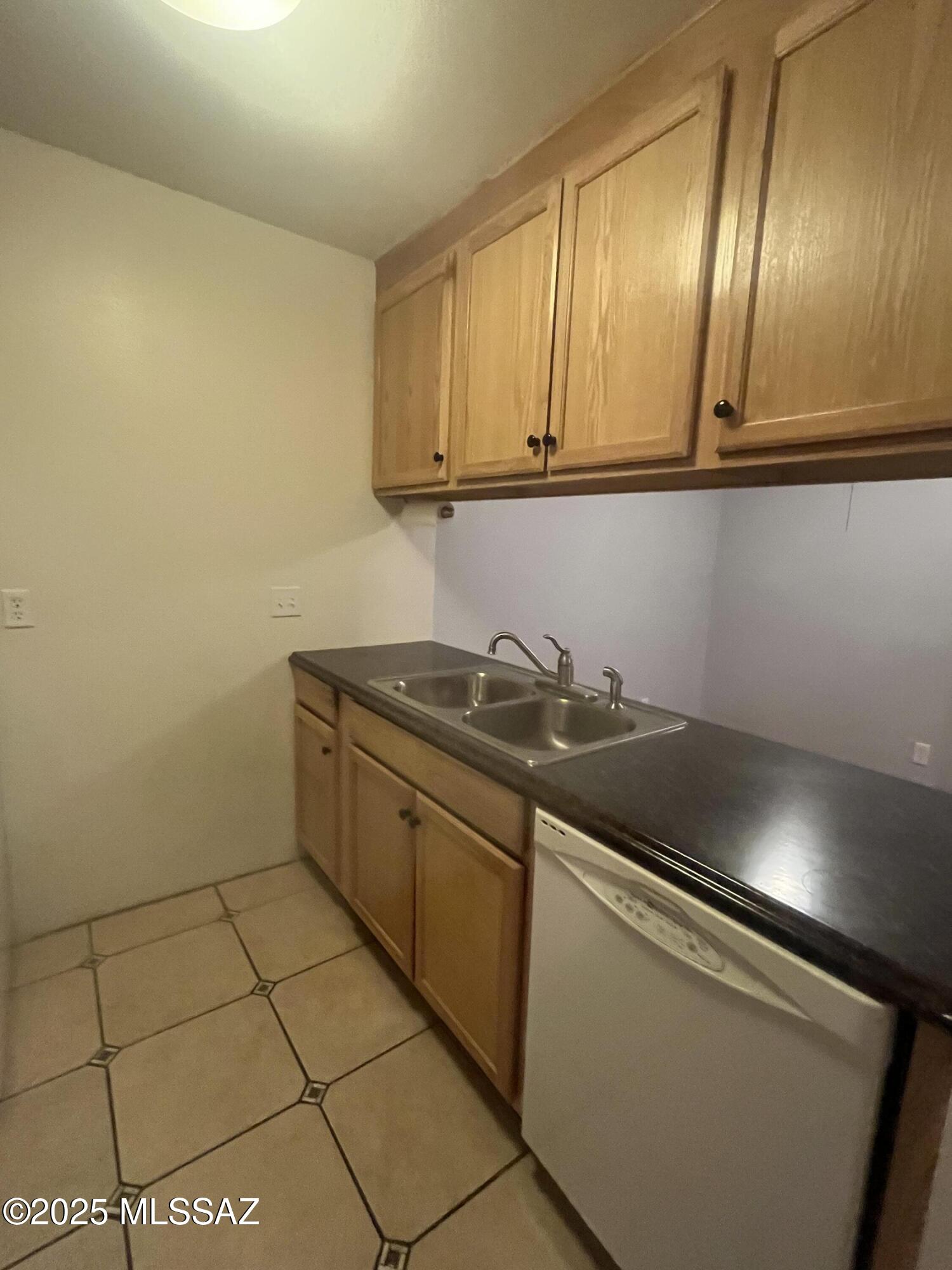 840 S Langley Avenue