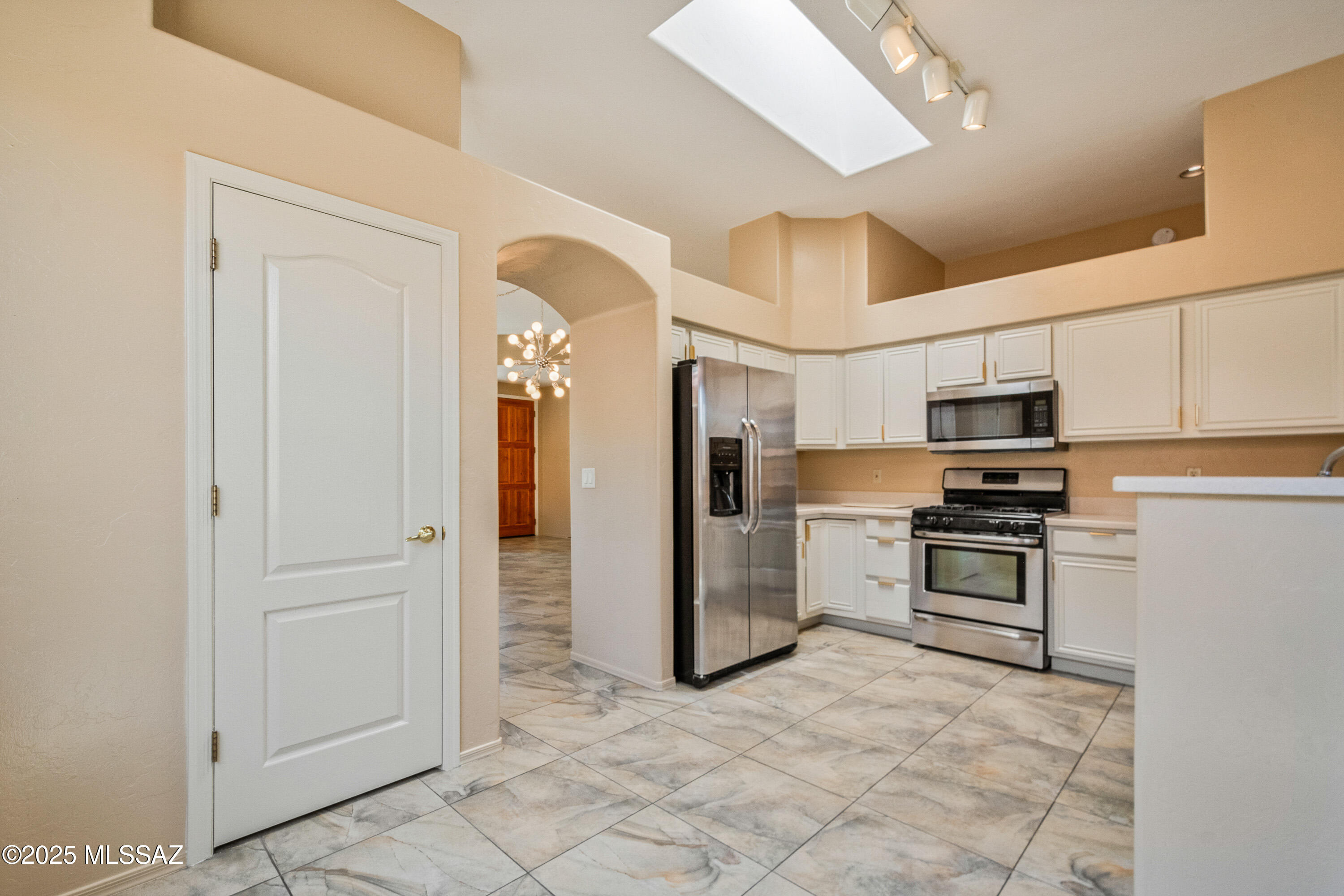 5128 N Fairway Spring Drive