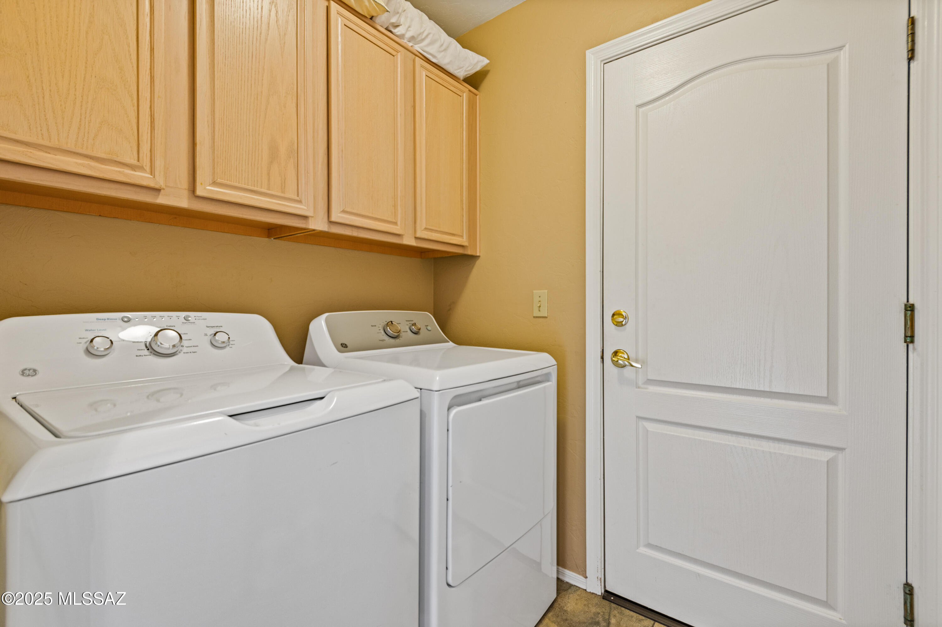 5128 N Fairway Spring Drive