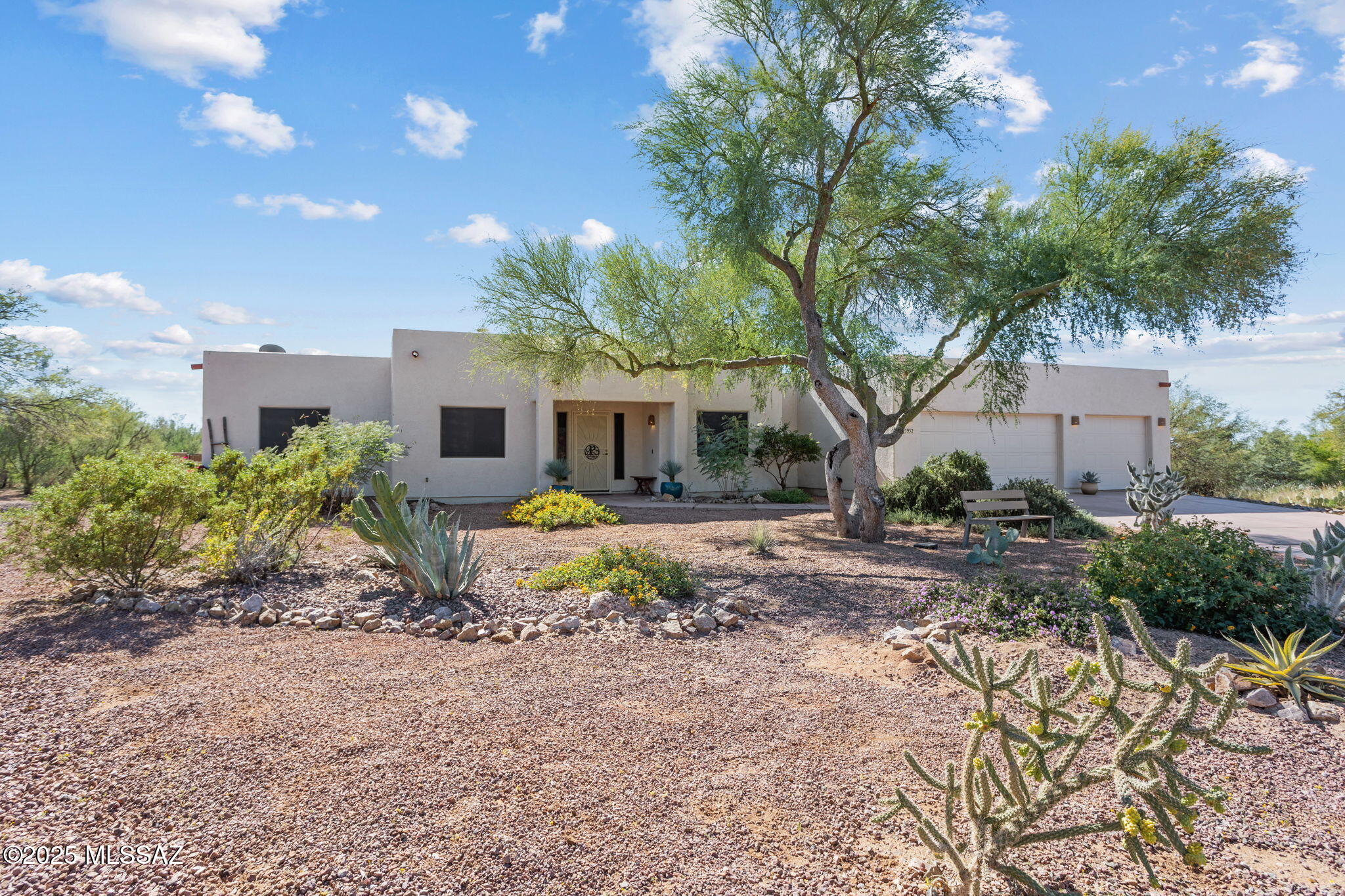 13932 E Placita Ocho Puntas