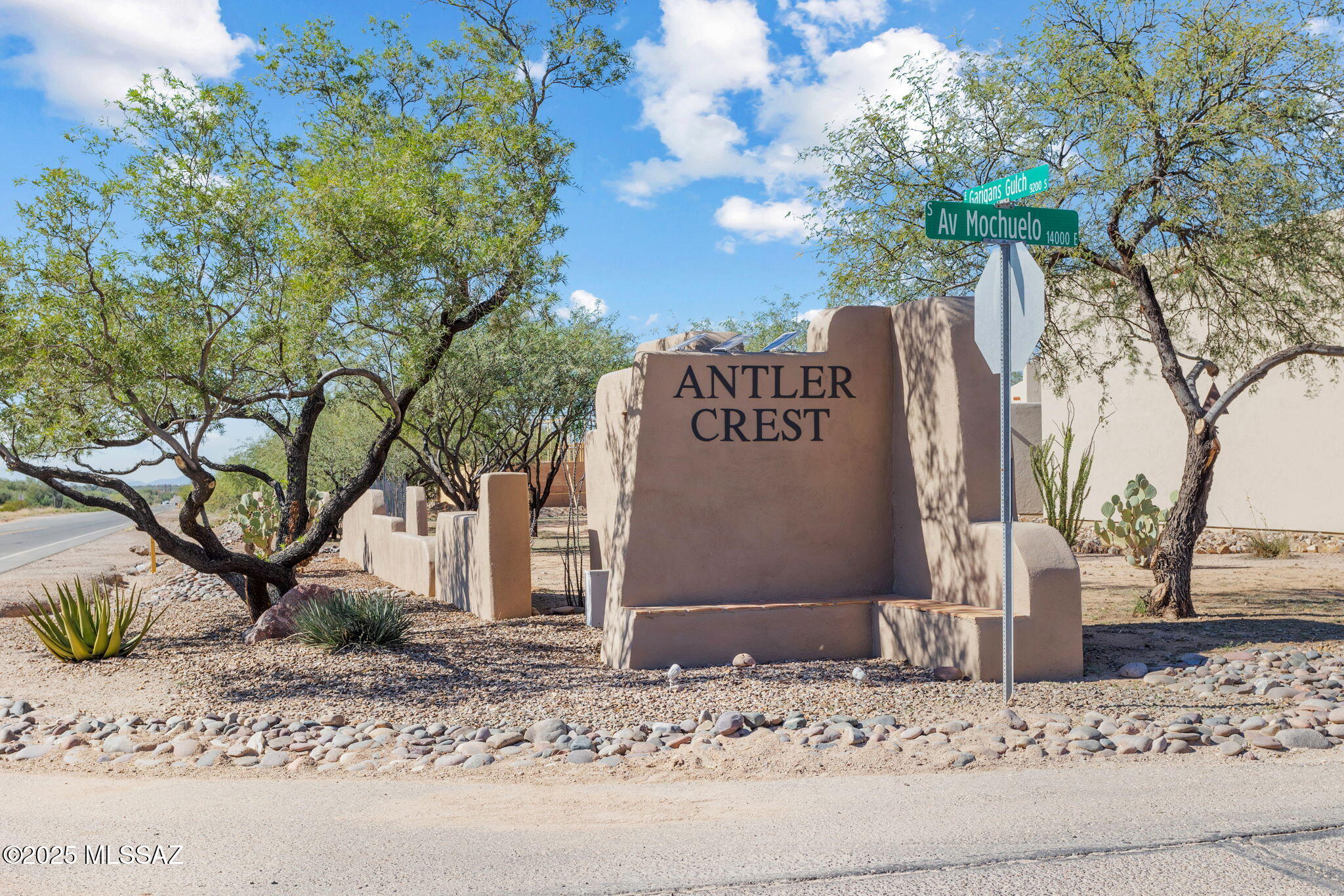 13932 E Placita Ocho Puntas