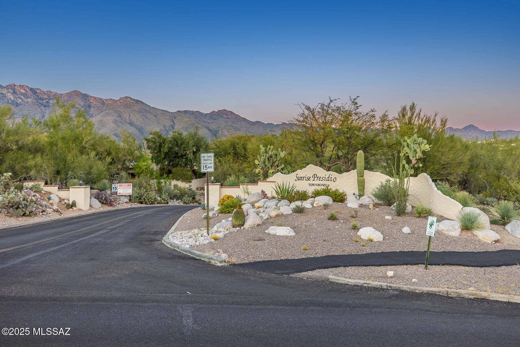 5348 N Camino De La Culebra