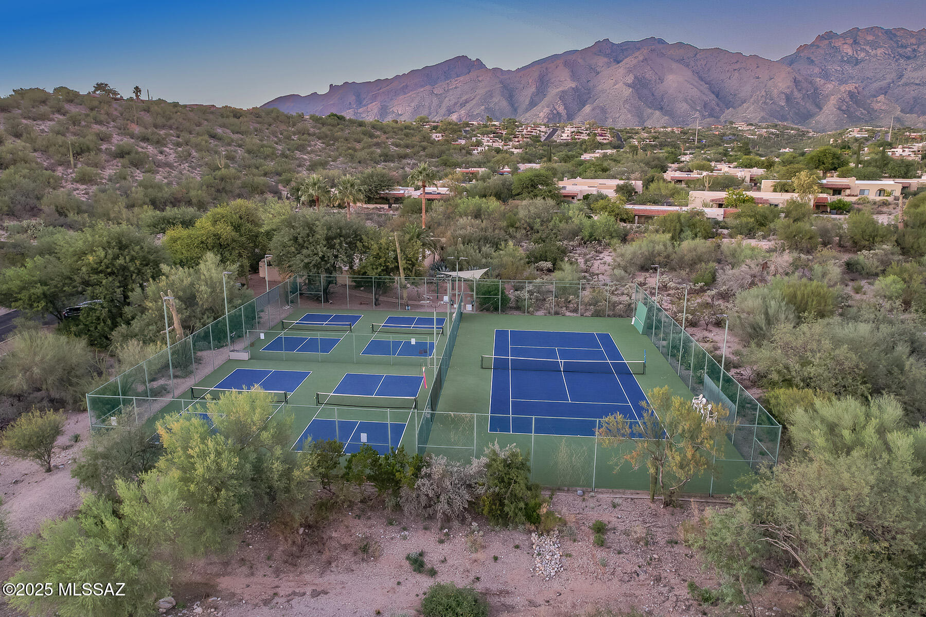 5348 N Camino De La Culebra