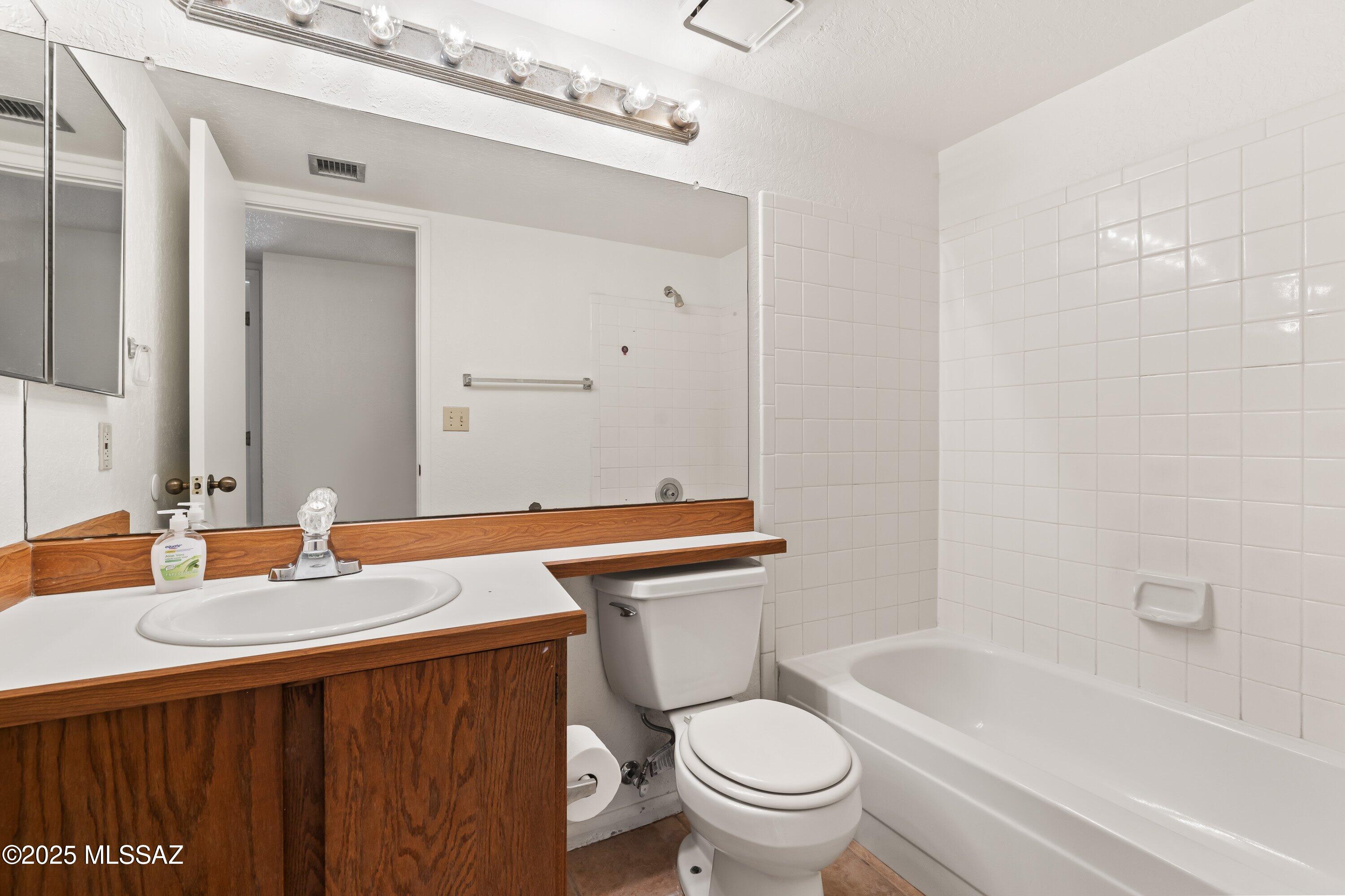 7932 E Colette Circle Unit: 223