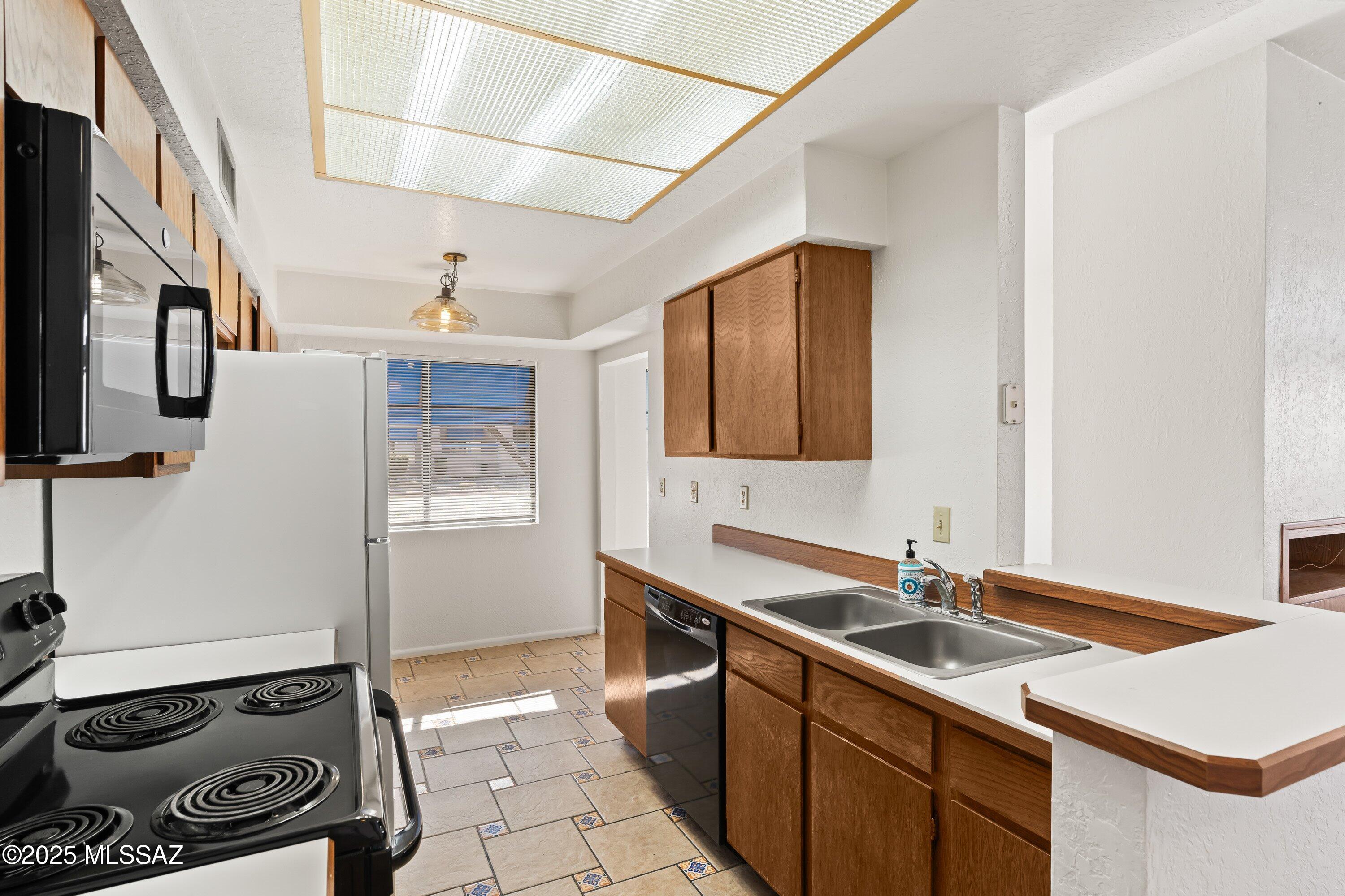 7932 E Colette Circle Unit: 223