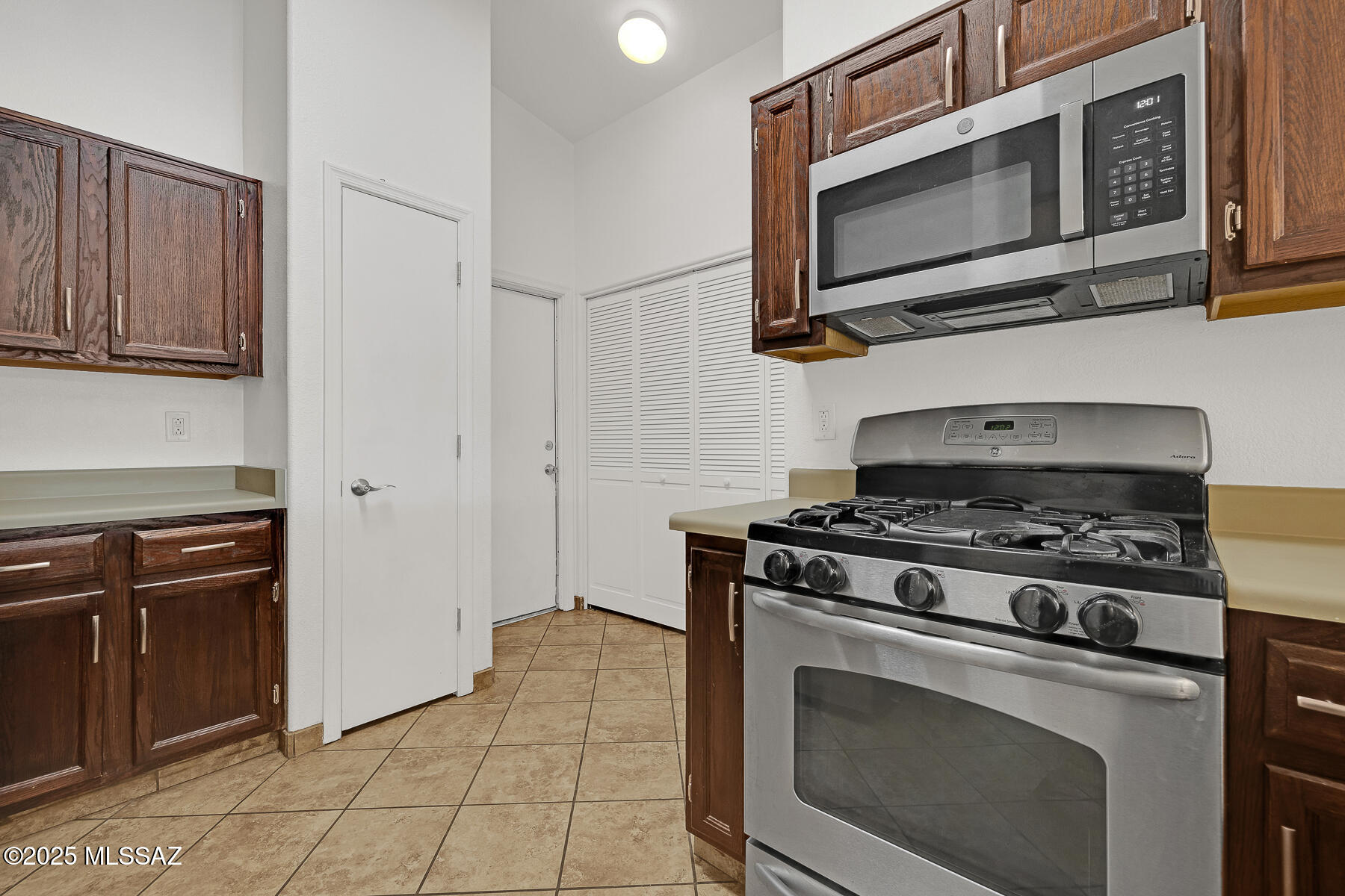 6450 E Cyclone Drive