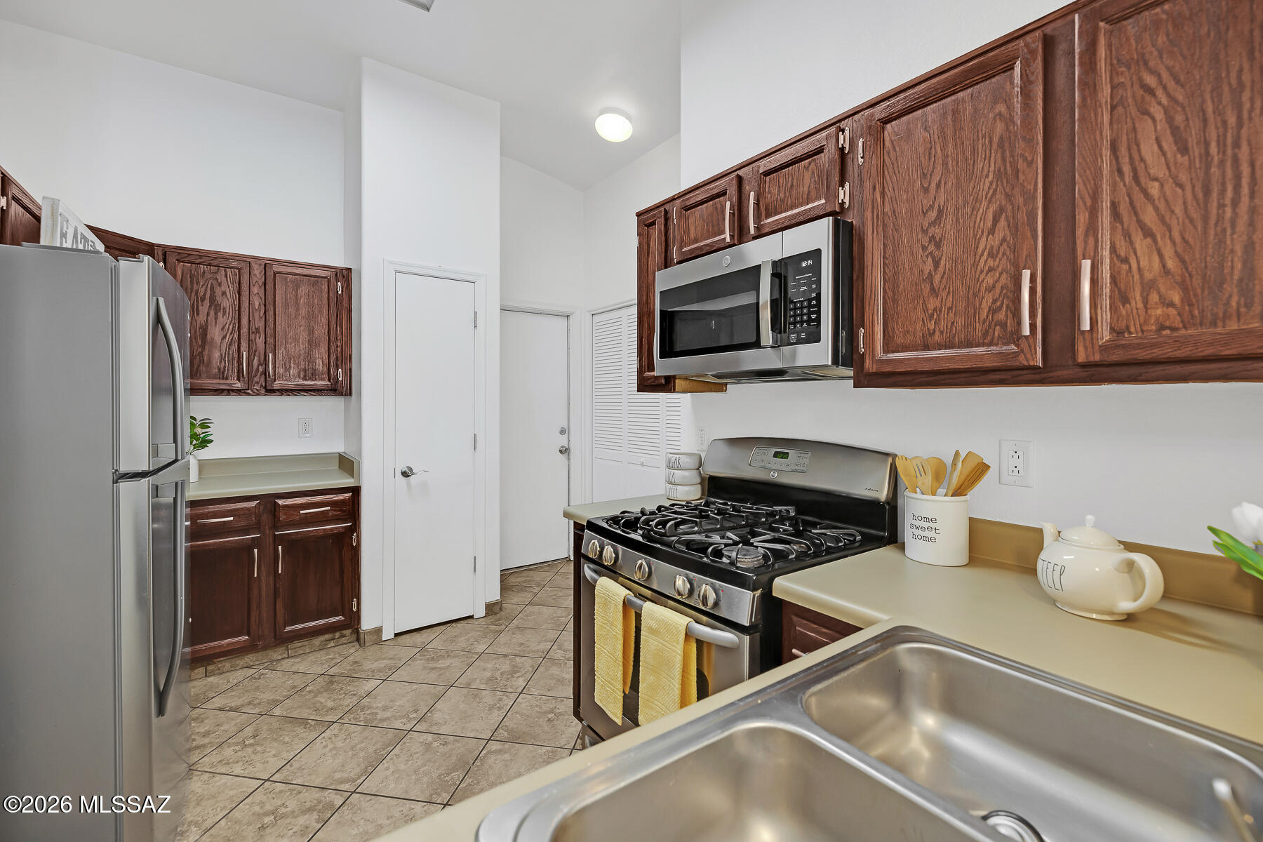 6450 E Cyclone Drive