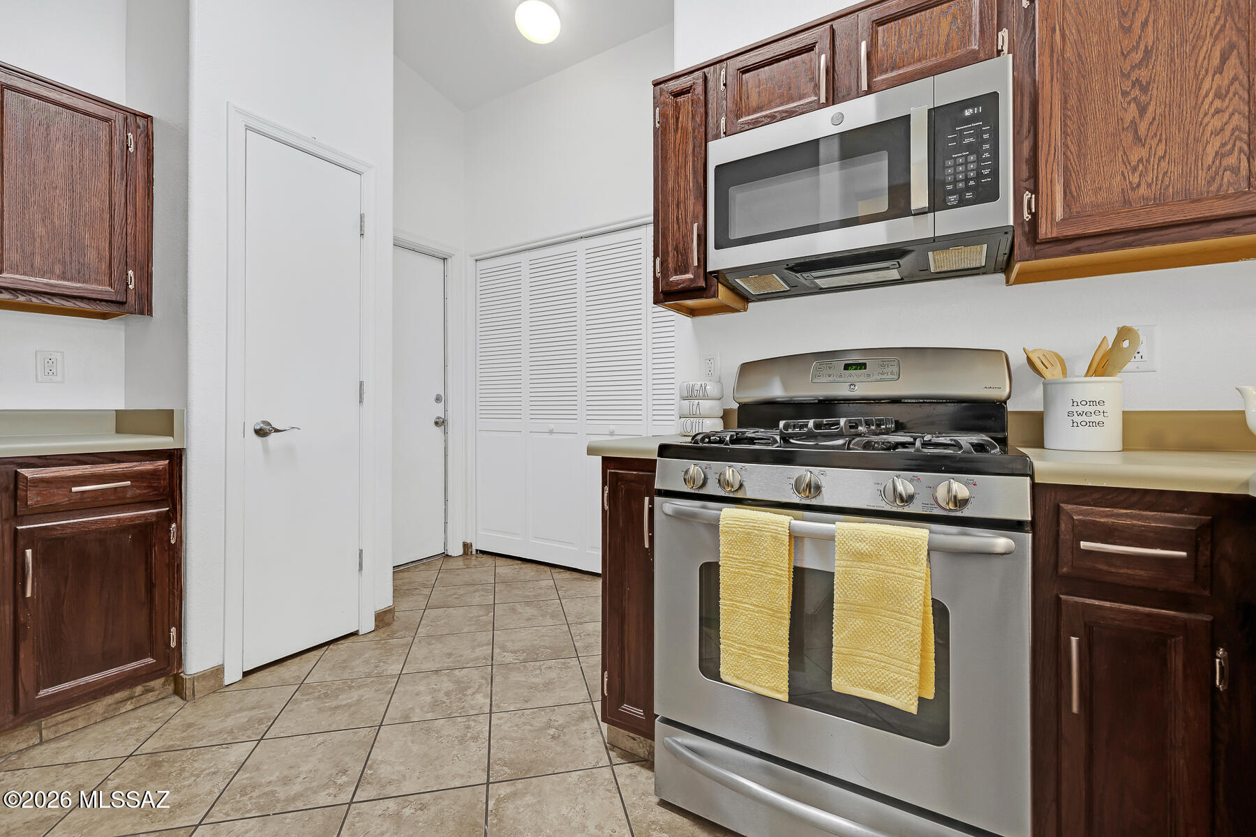 6450 E Cyclone Drive