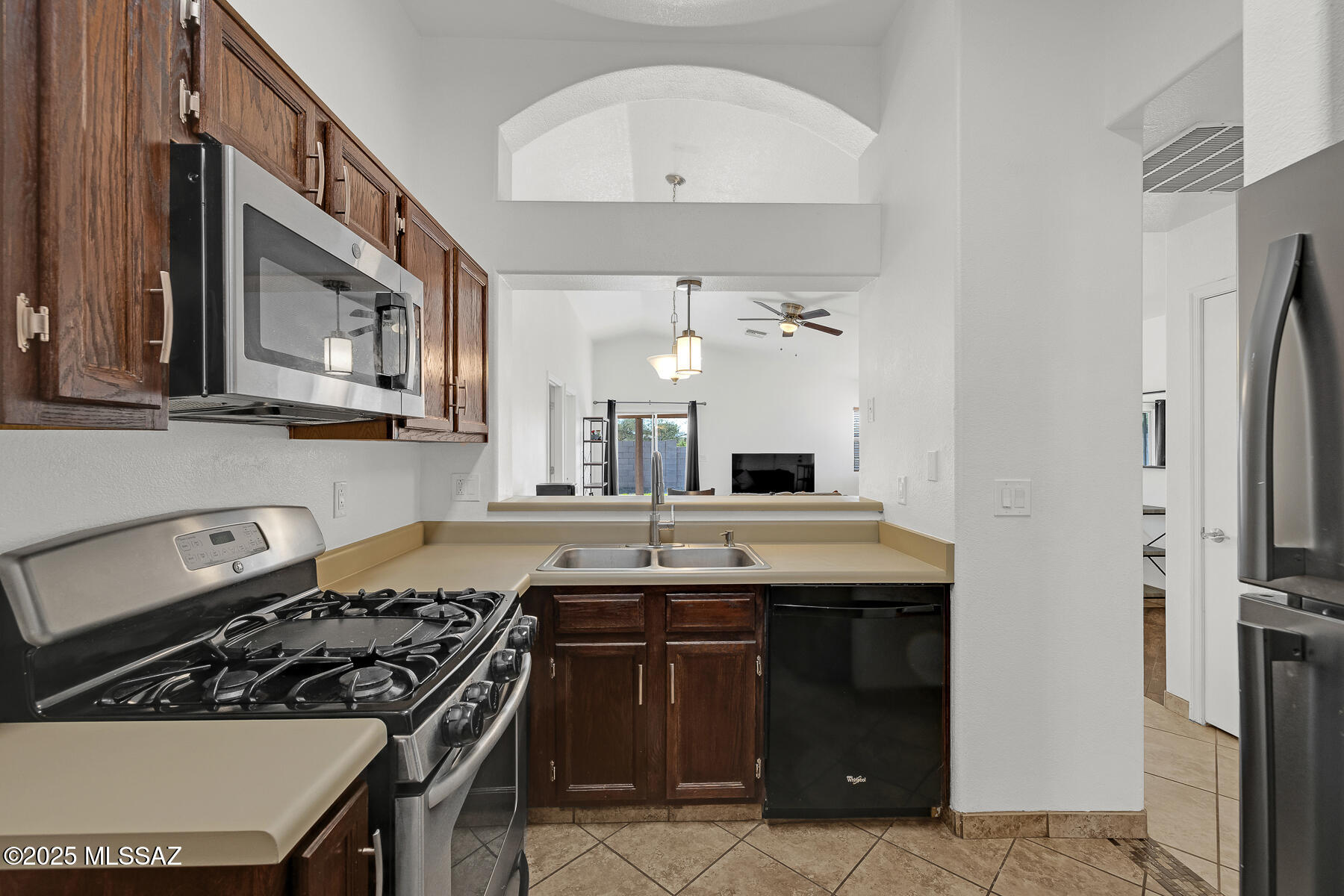 6450 E Cyclone Drive