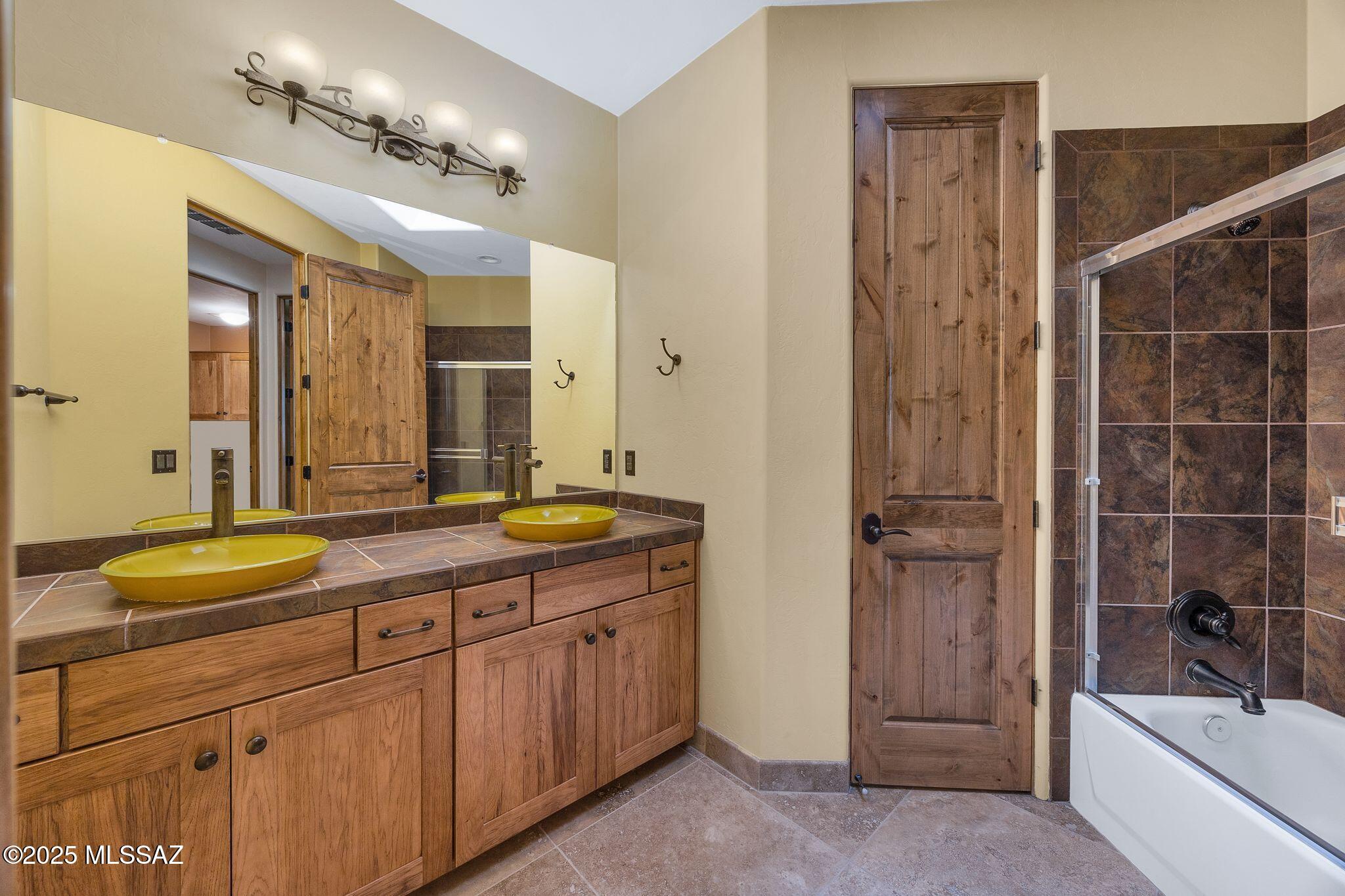 3276 W Tumamoc Drive