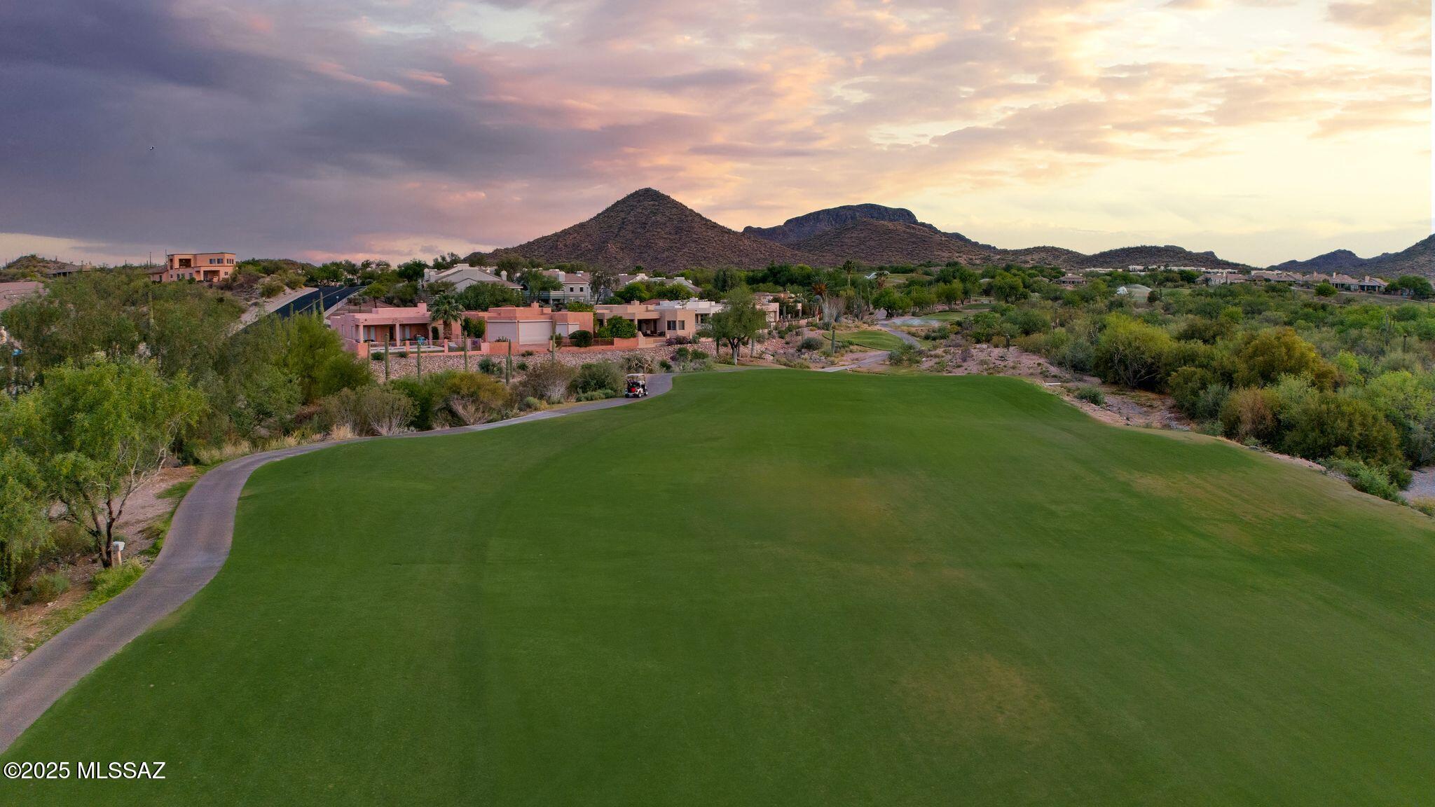 3276 W Tumamoc Drive