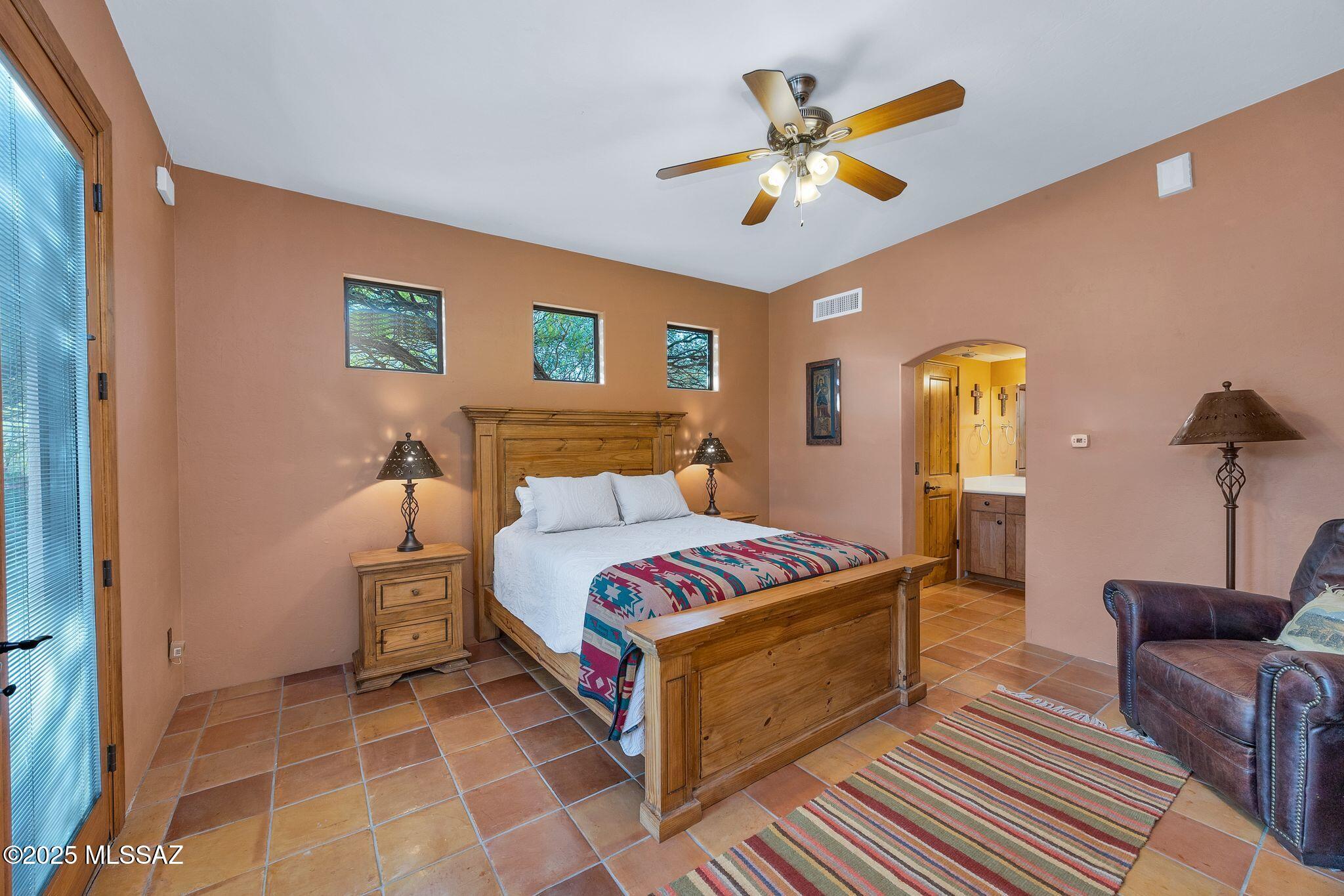 3276 W Tumamoc Drive