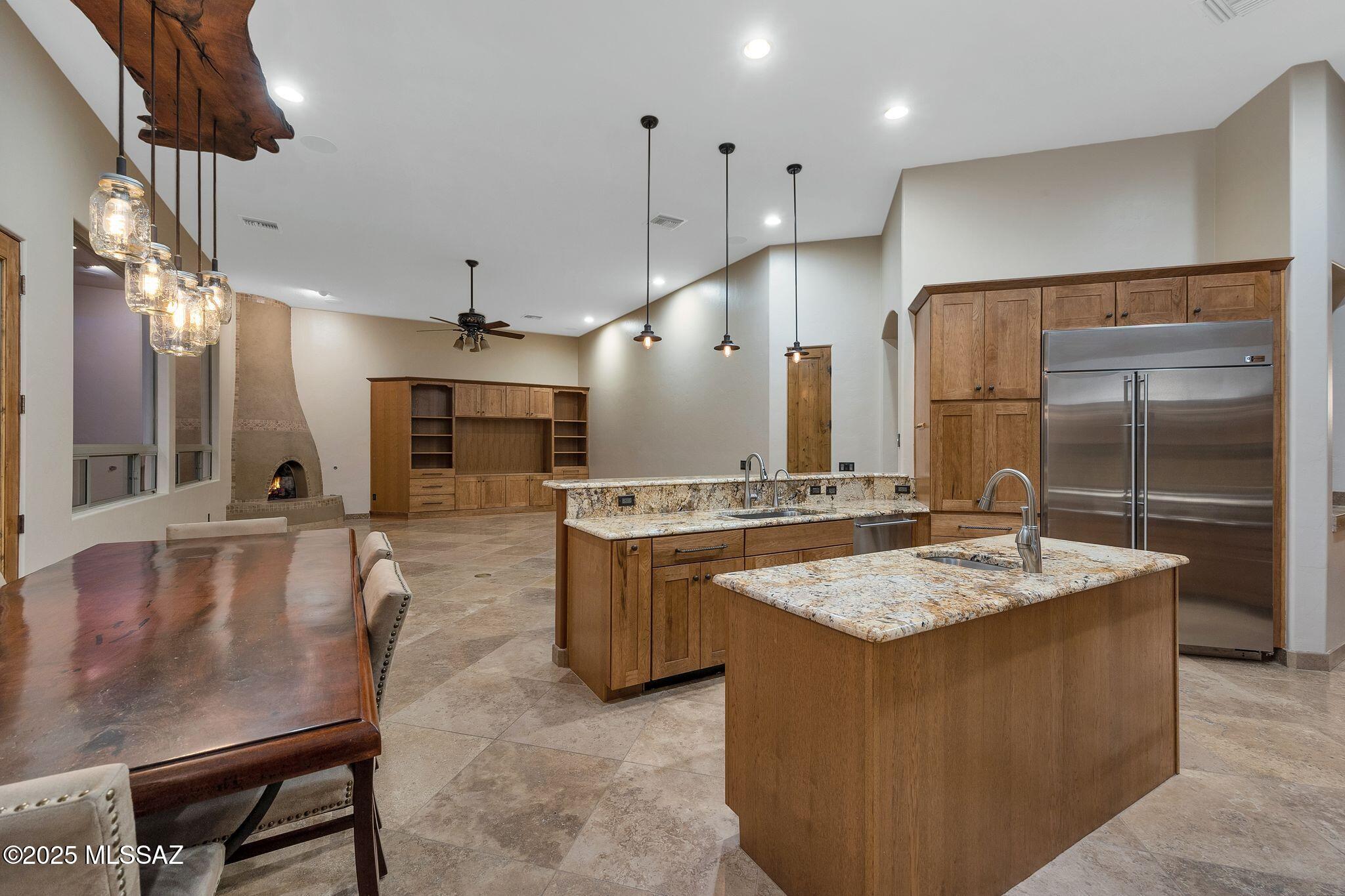 3276 W Tumamoc Drive