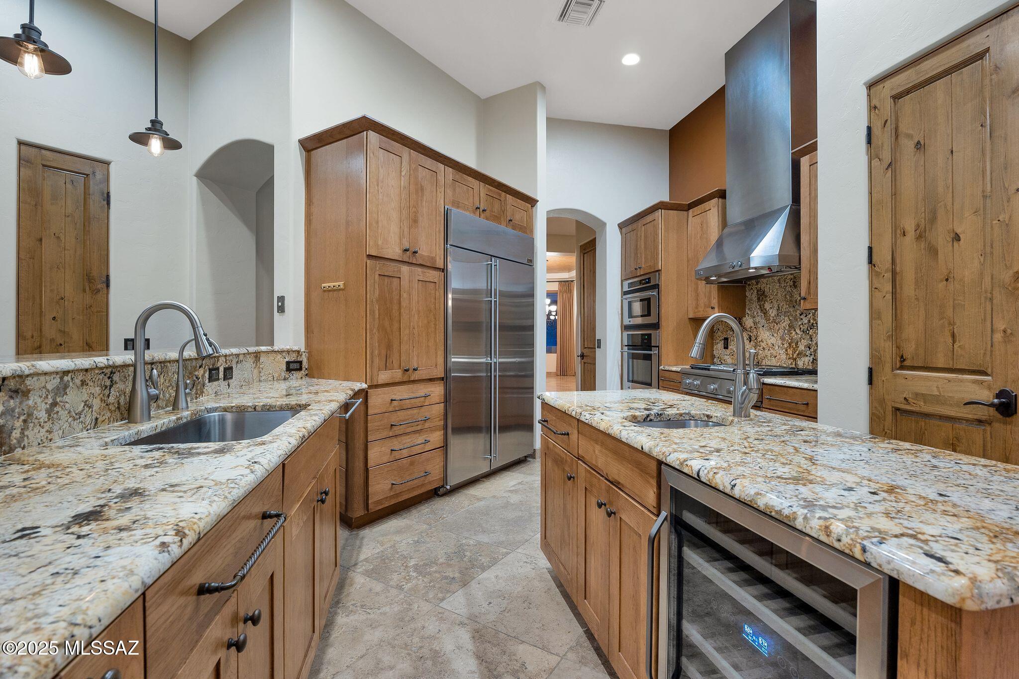 3276 W Tumamoc Drive