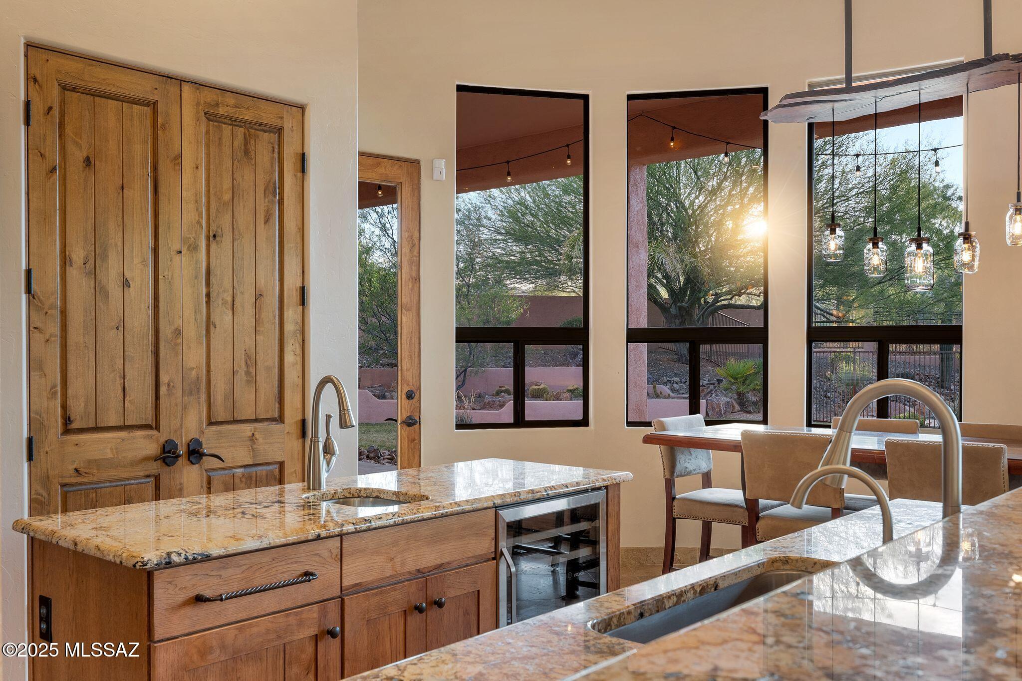 3276 W Tumamoc Drive