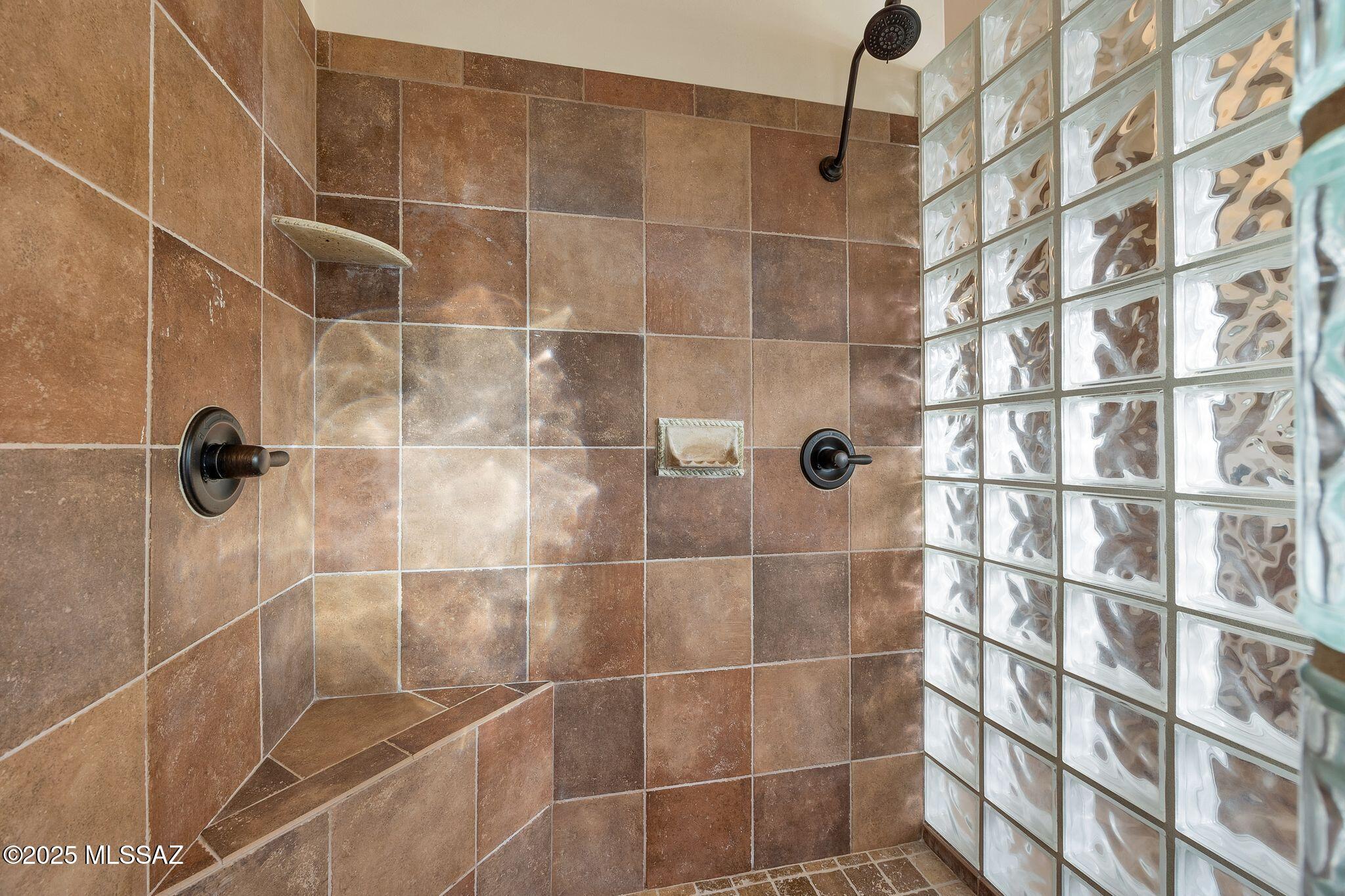 3276 W Tumamoc Drive