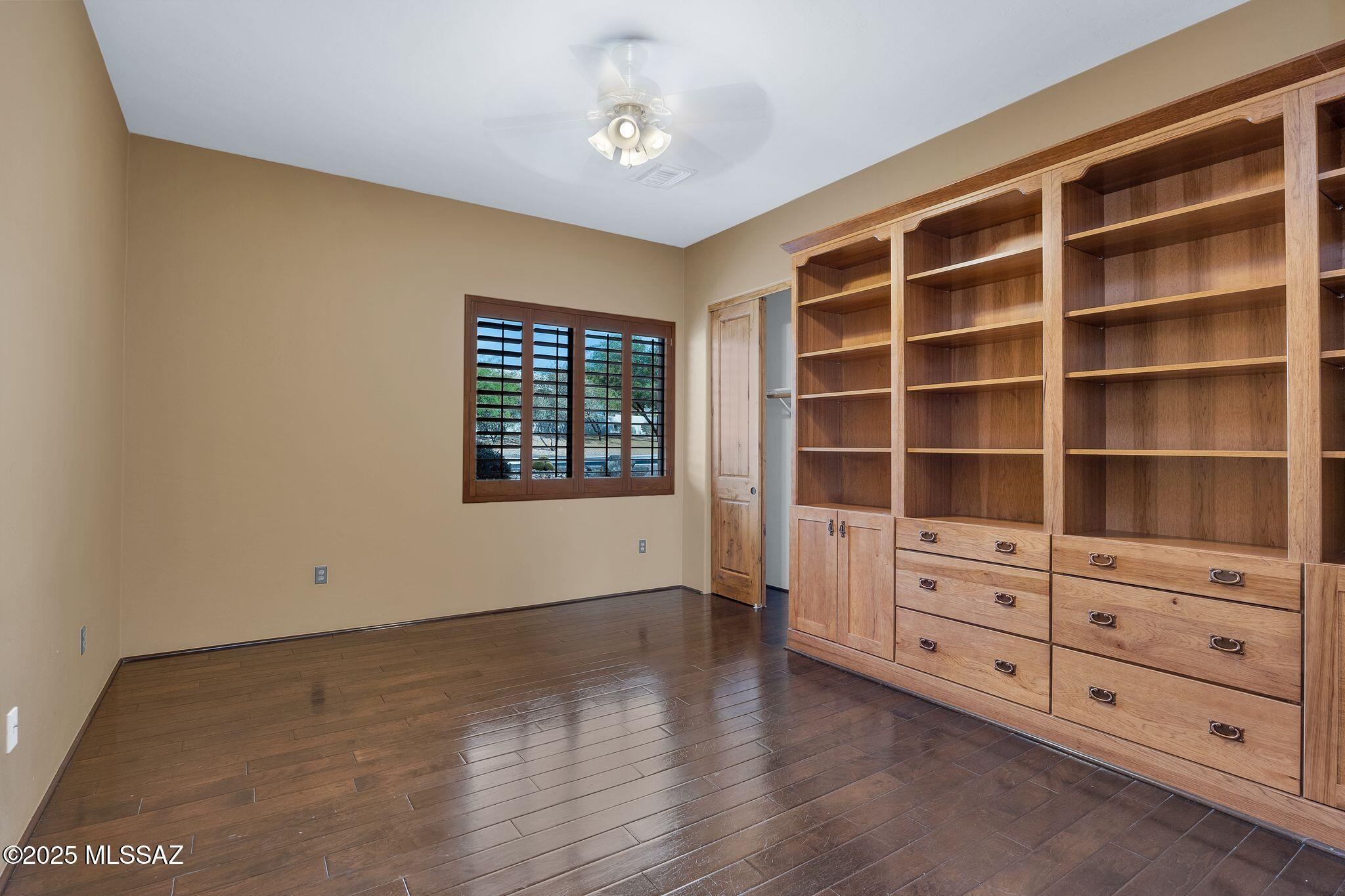 3276 W Tumamoc Drive