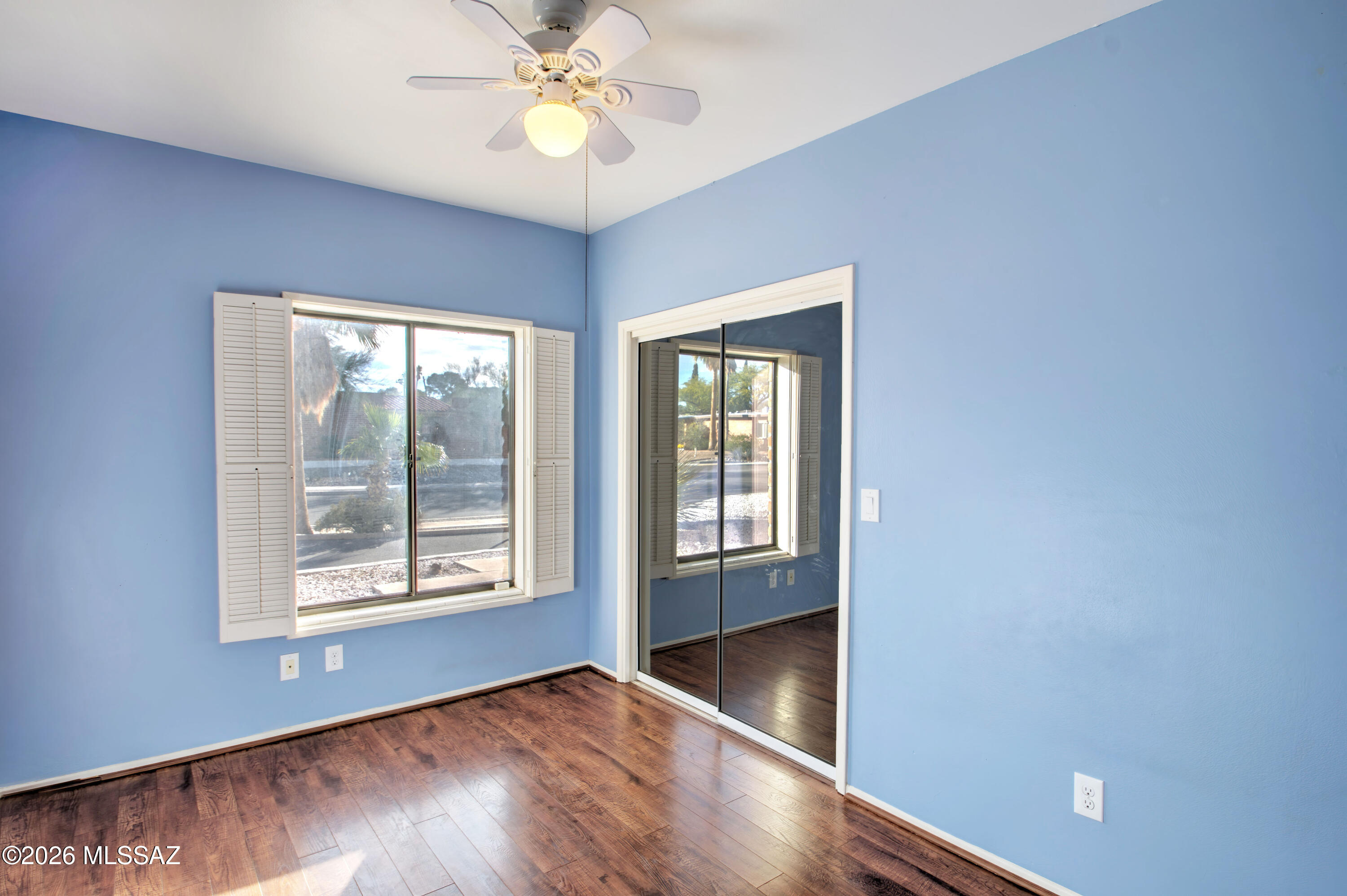 460 S Colonia Avenue