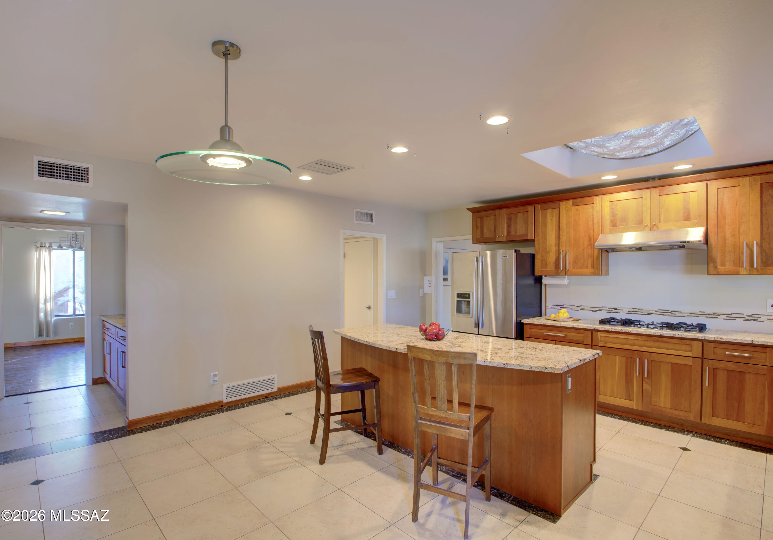 460 S Colonia Avenue