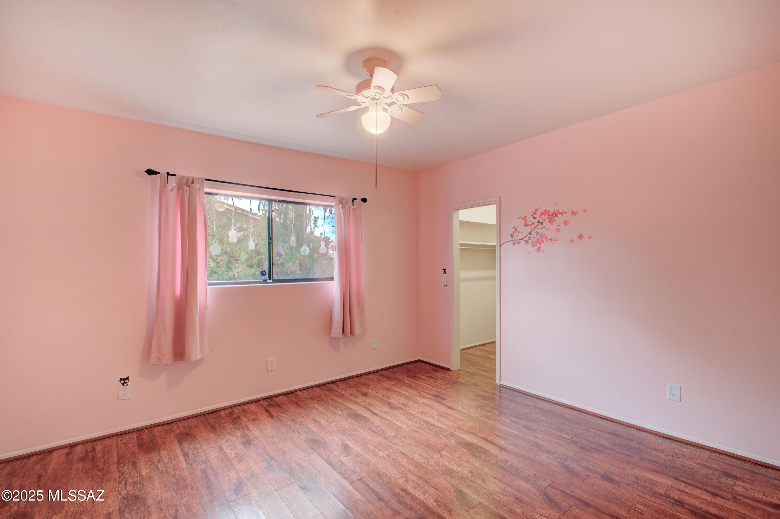 460 S Colonia Avenue