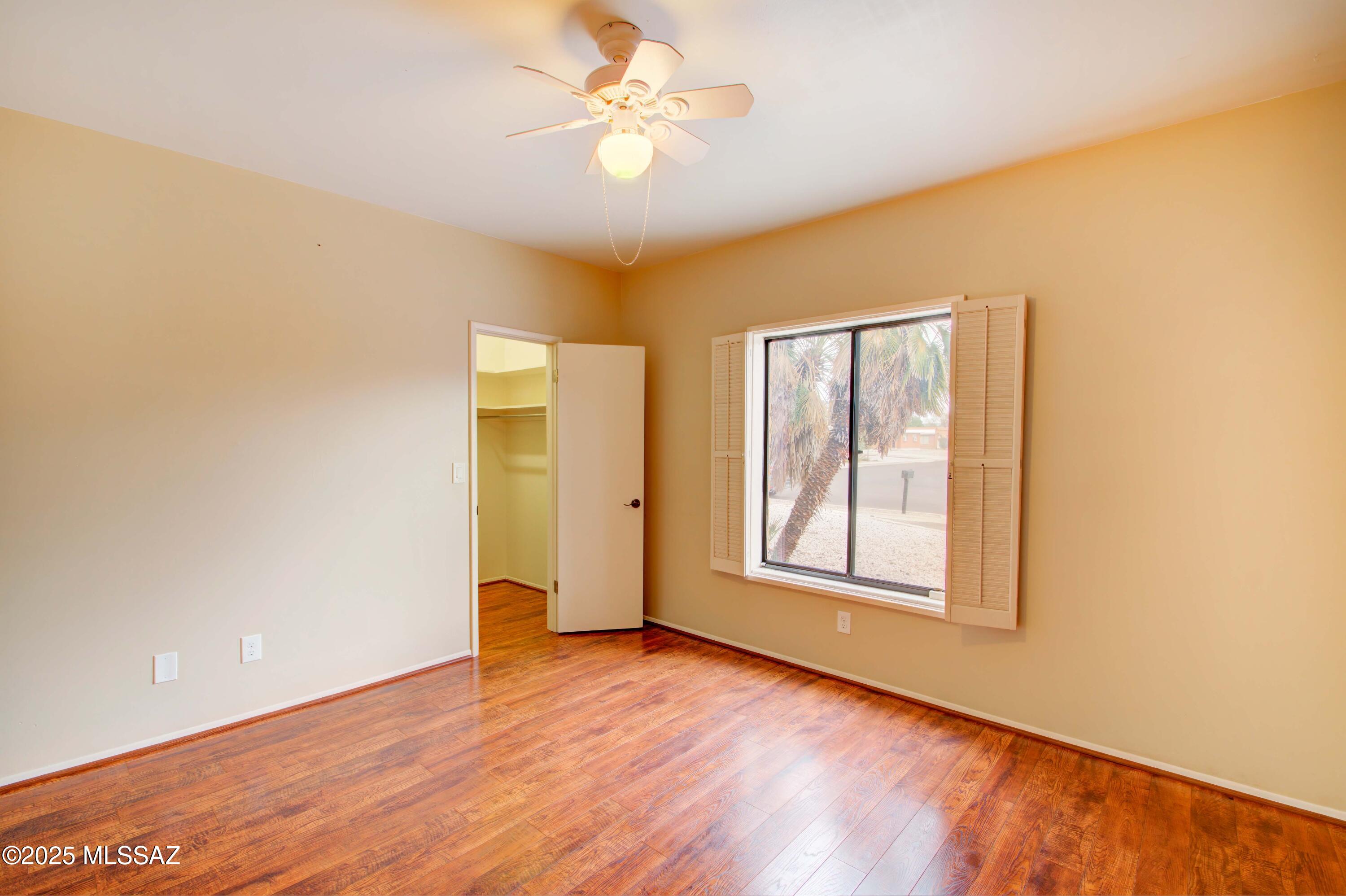 460 S Colonia Avenue