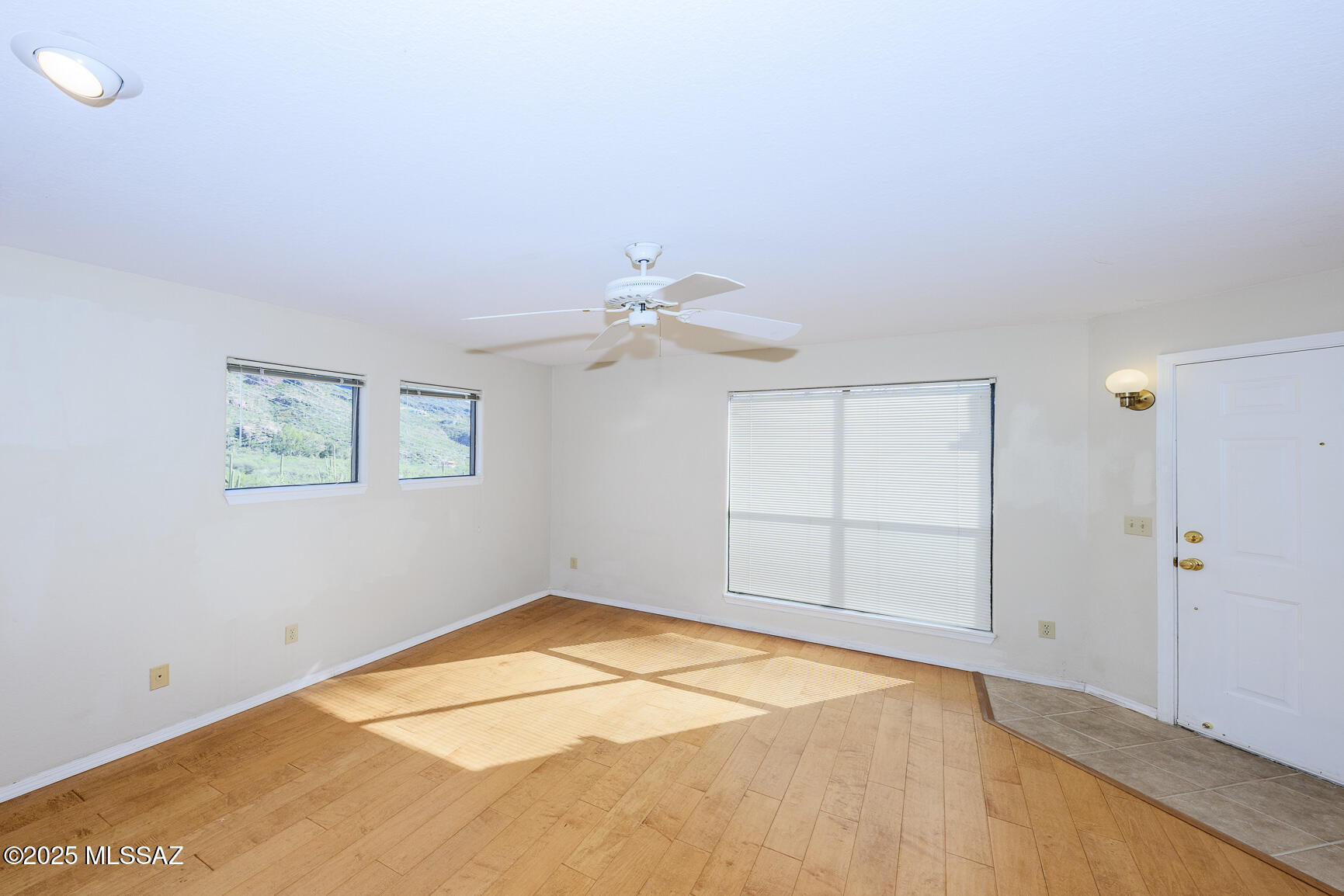 6655 N Canyon Crest Drive 7235