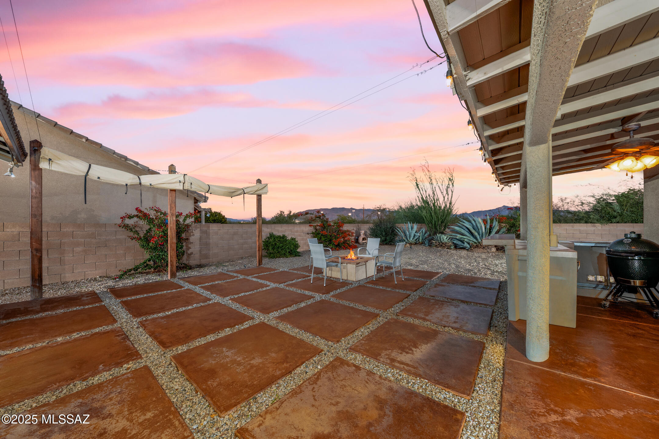 7631 S Laurel Willow Drive